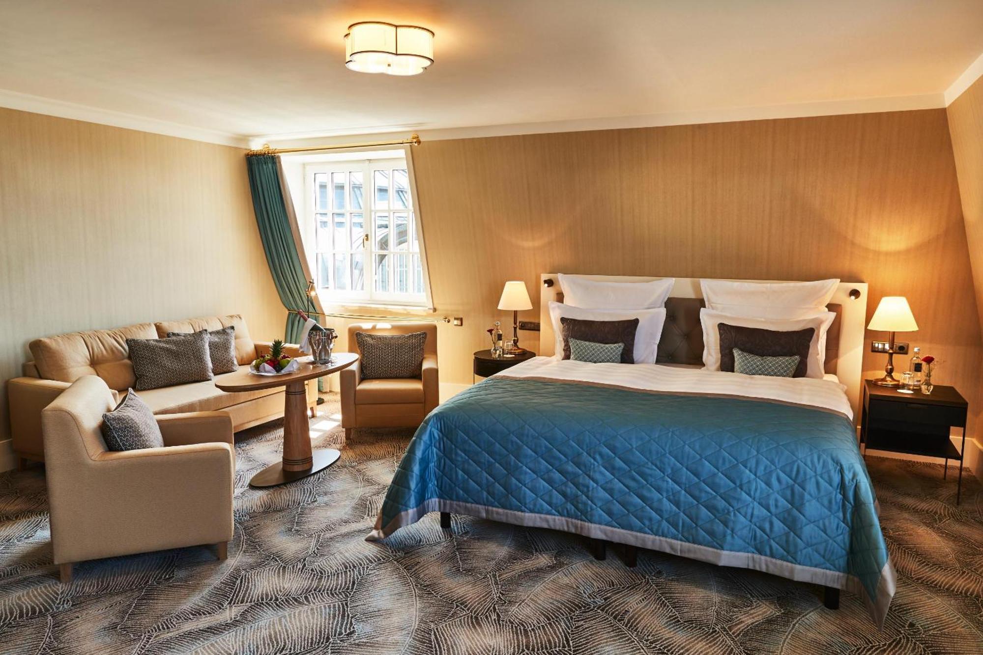 Grand Deluxe Doppelzimmer mit Rheinblick