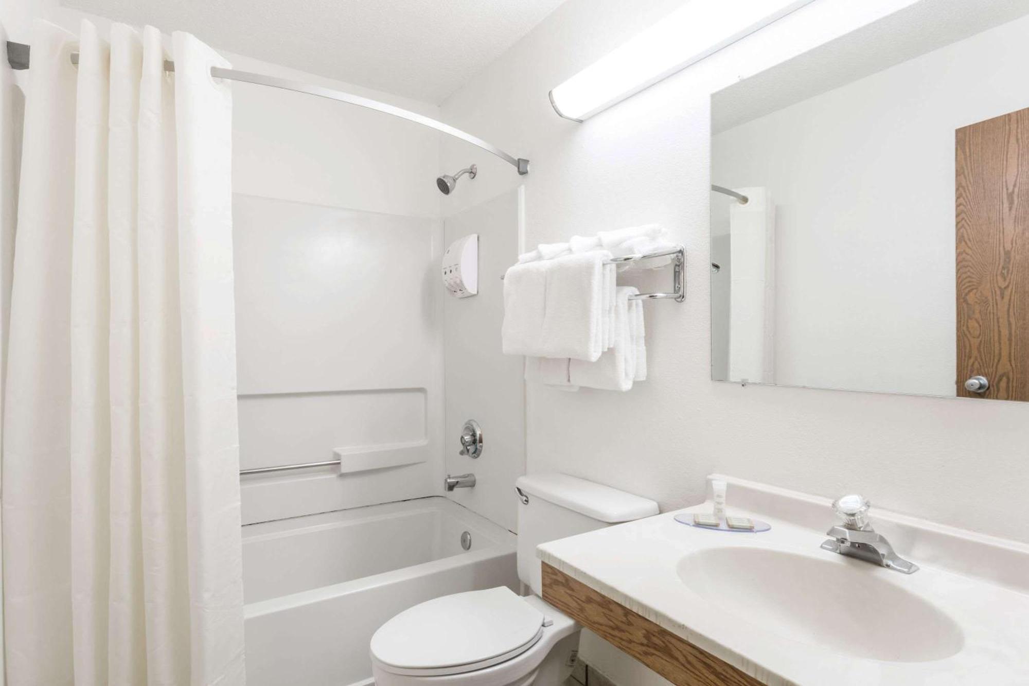 Deluxe Double Room Two Double Beds Non-Smoking