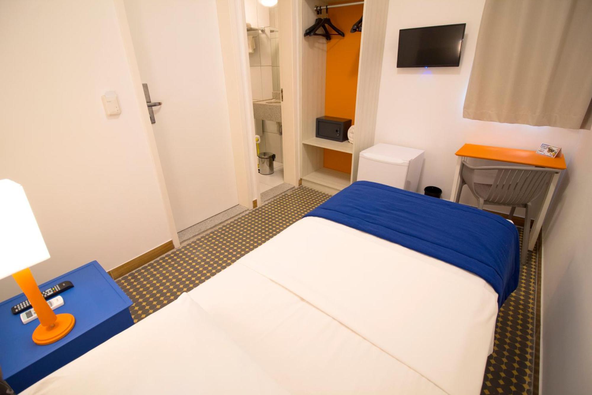 Quarto Duplo