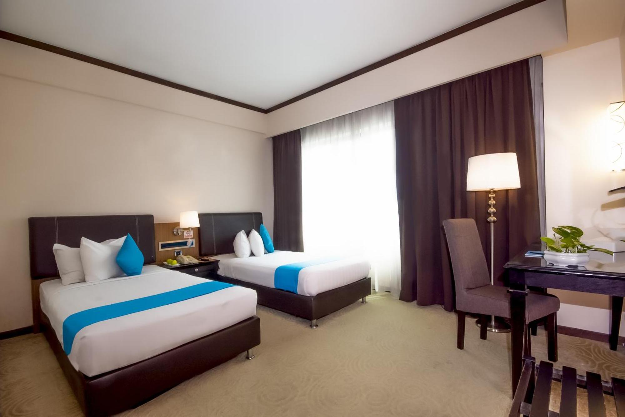 Superior 2 Single Bed