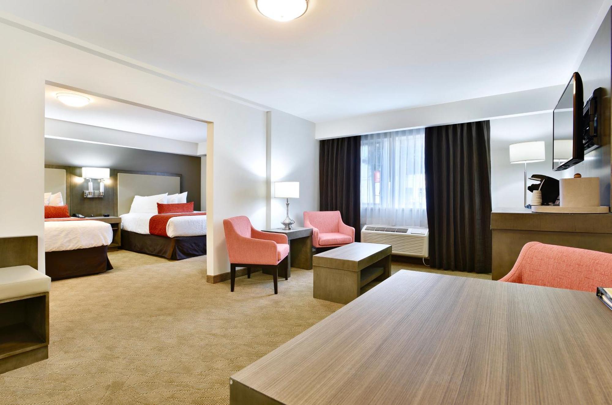 Queen Room with Two Queen Beds - Non-Smoking