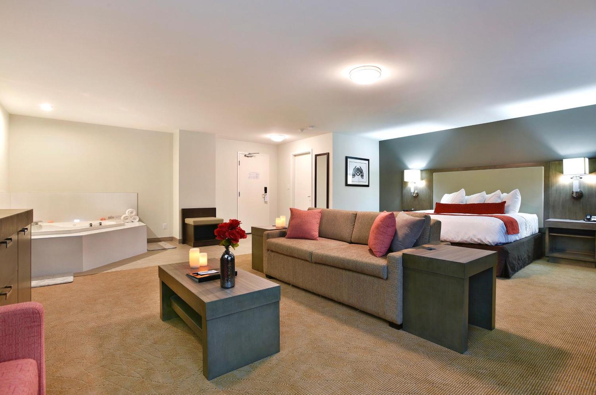 Large King Room with Spa Bath - Non-Smoking