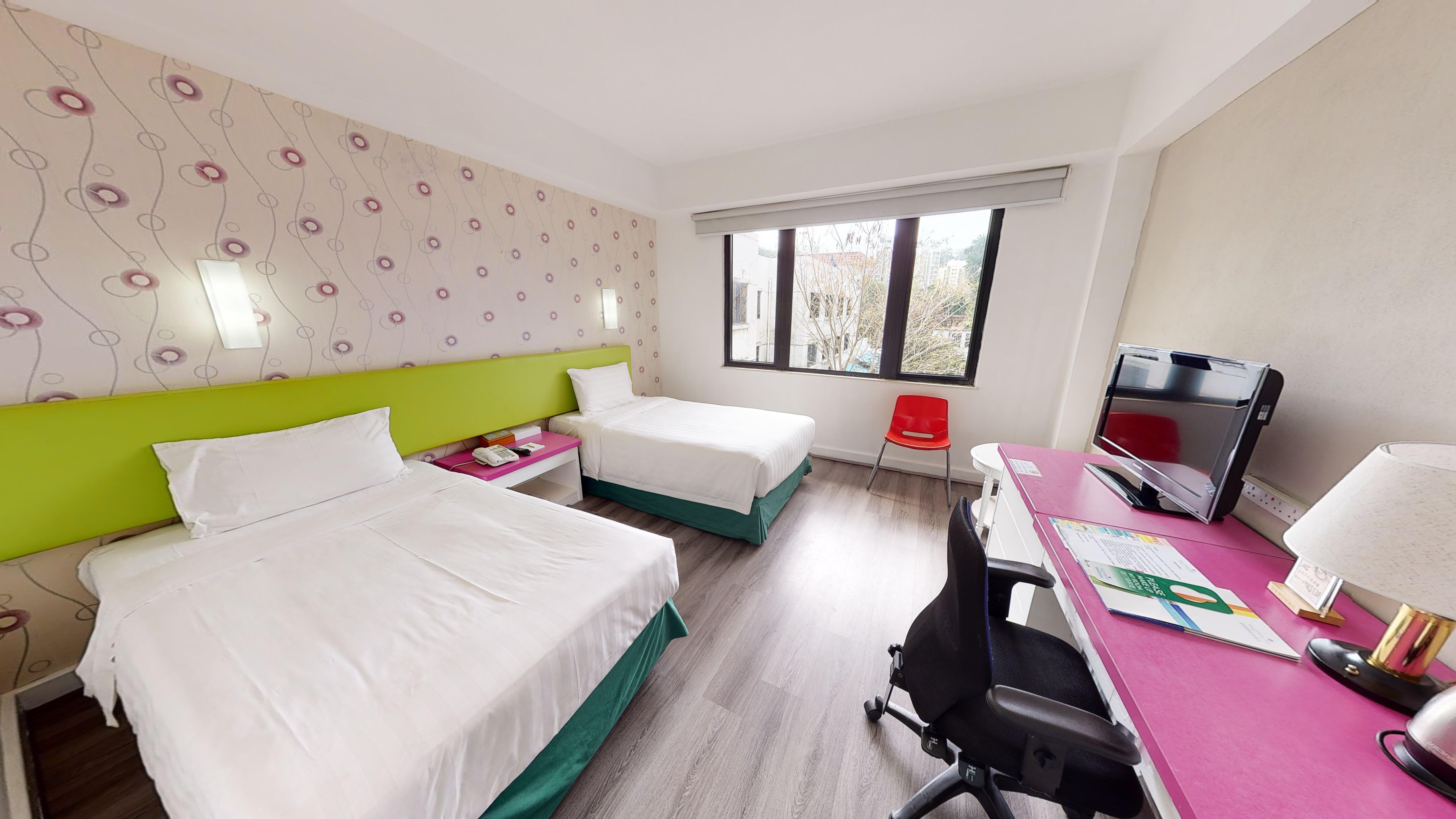 Standard Twin Room