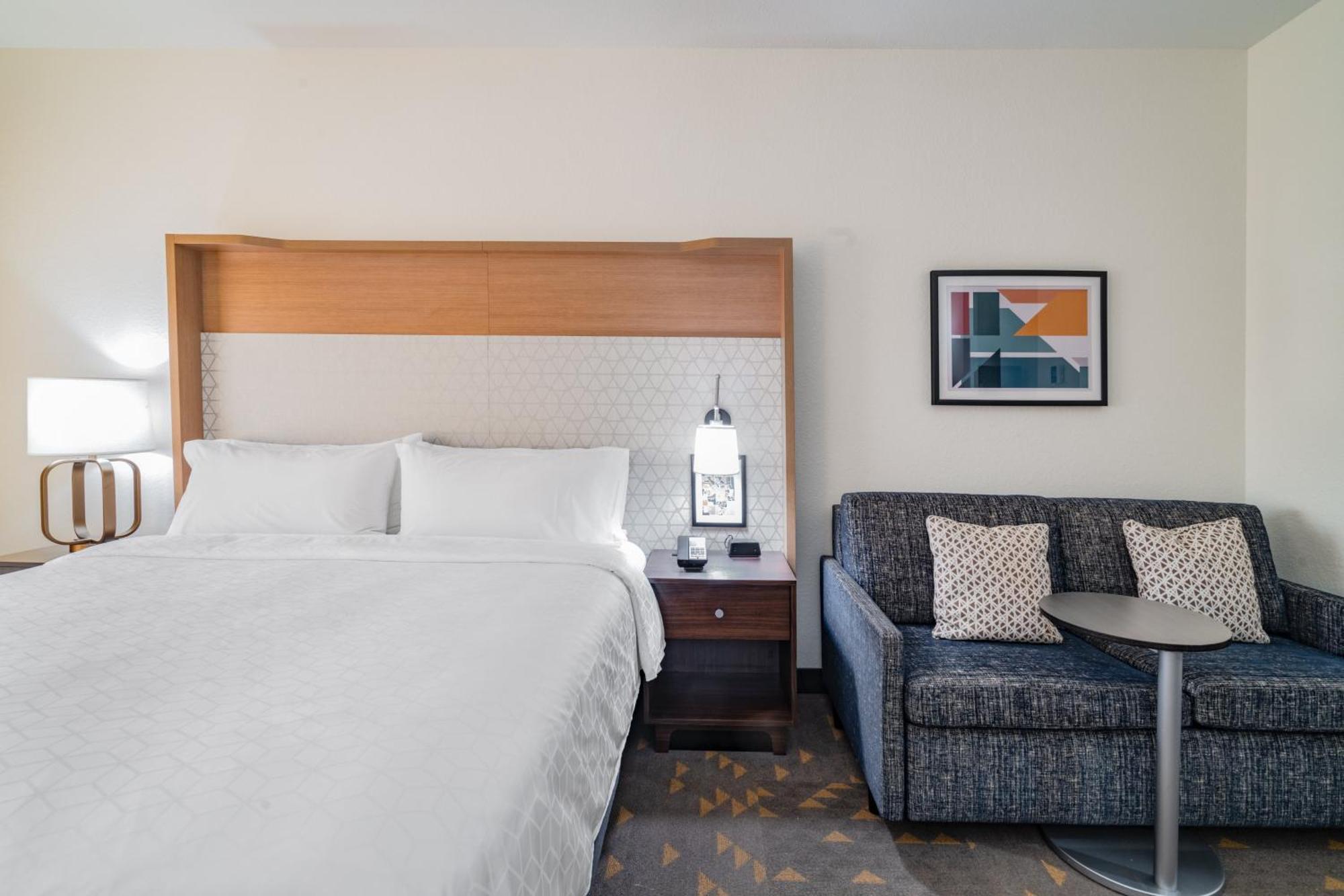 Standard King Room with Sofa Bed
