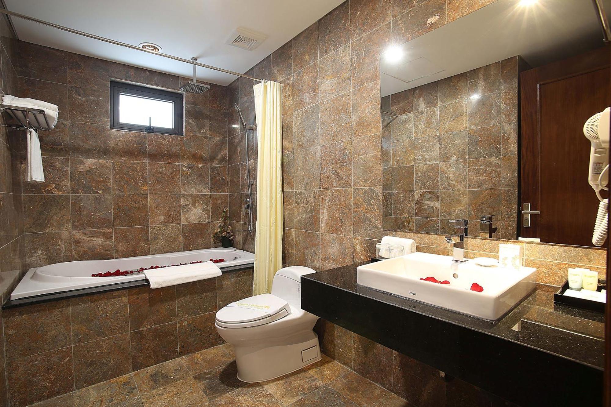 Large Double Room
