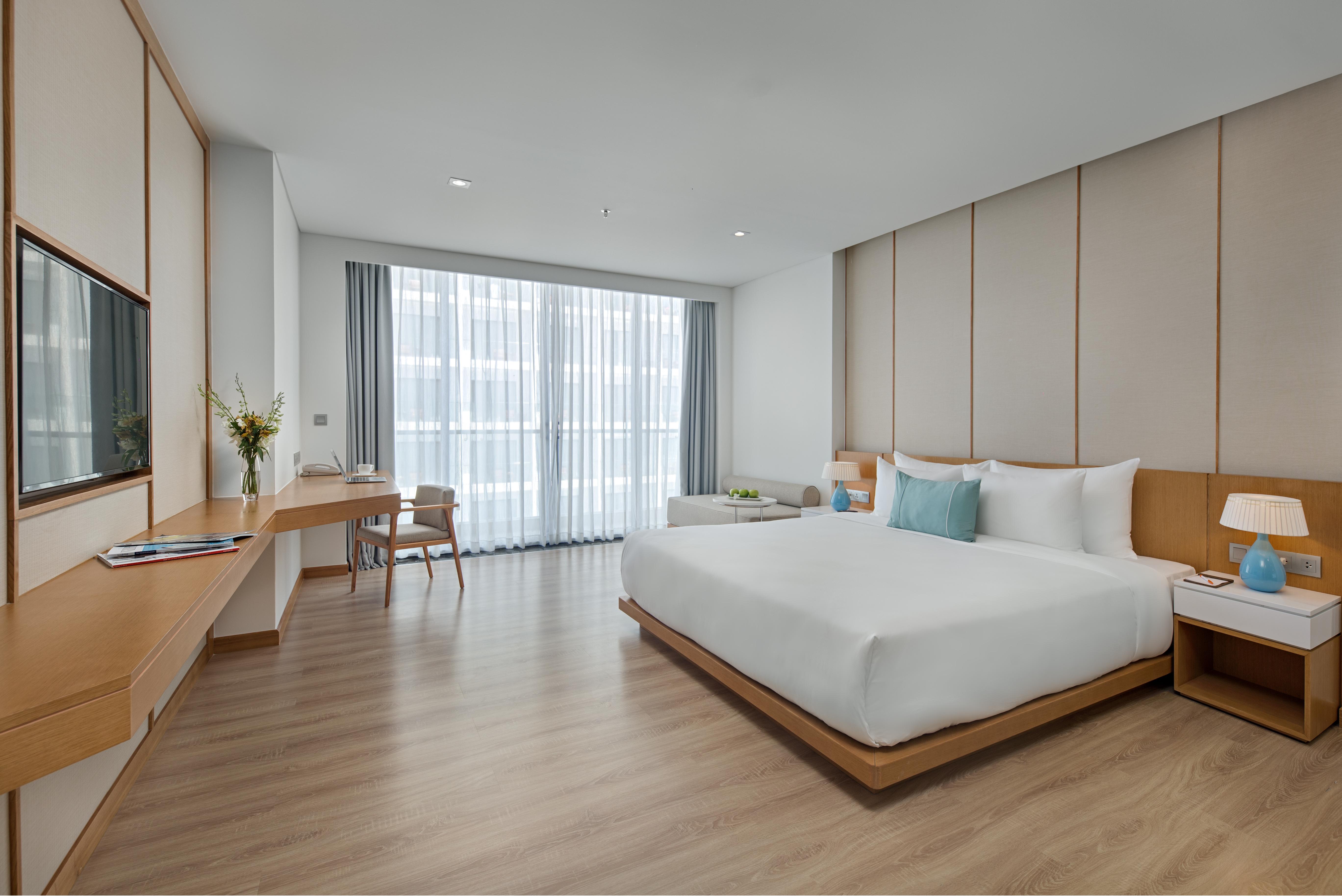 Premier Suite Double City view with Balcony