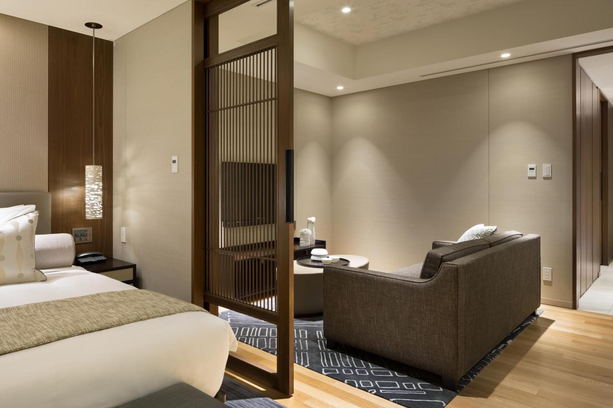 Deluxe One-Bedroom Apartment,1283674438:JPEG