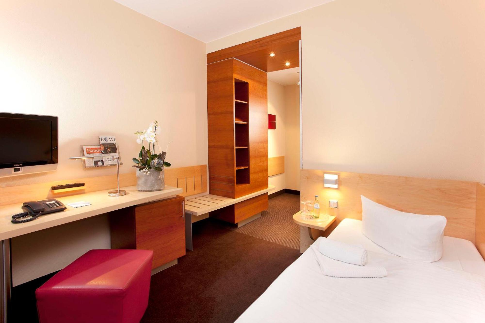 Standard Single Room,1689819296:JPEG