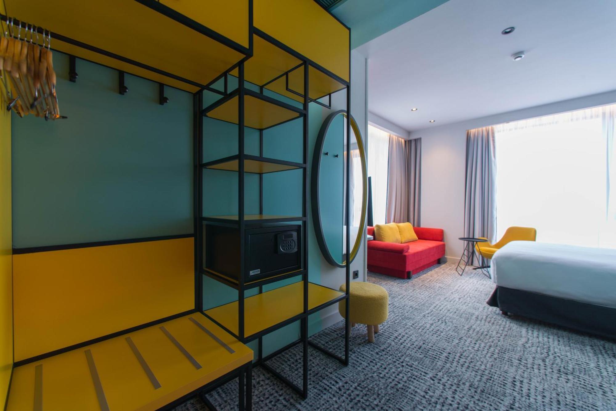 Suite with Balcony,1661682500:JPEG