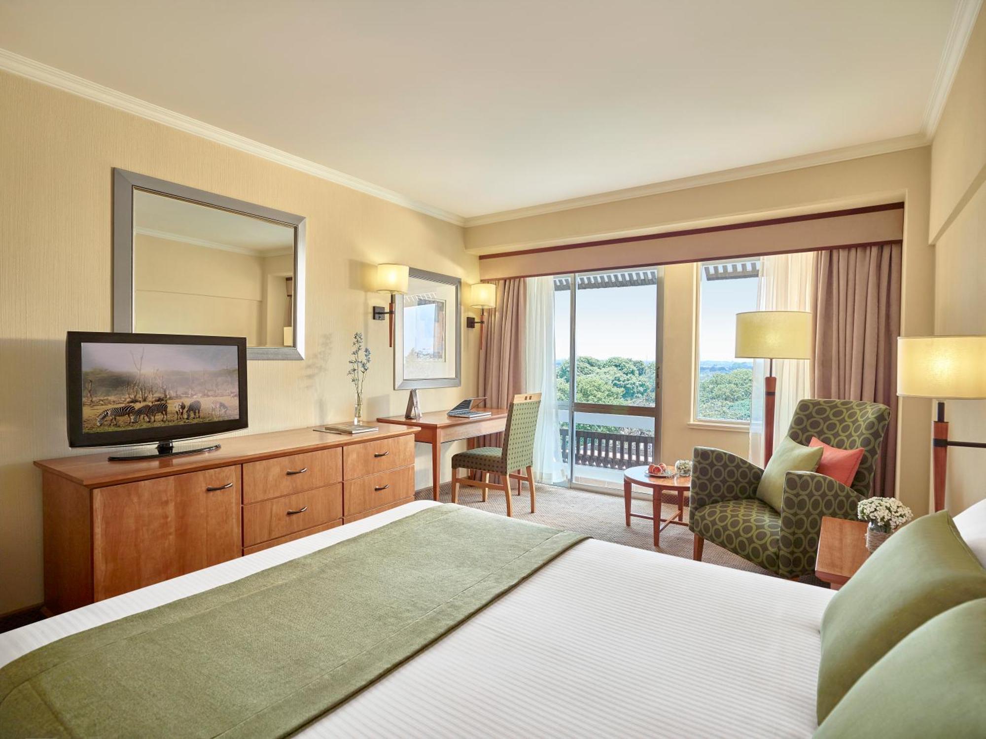 Queen Room - High Floor
