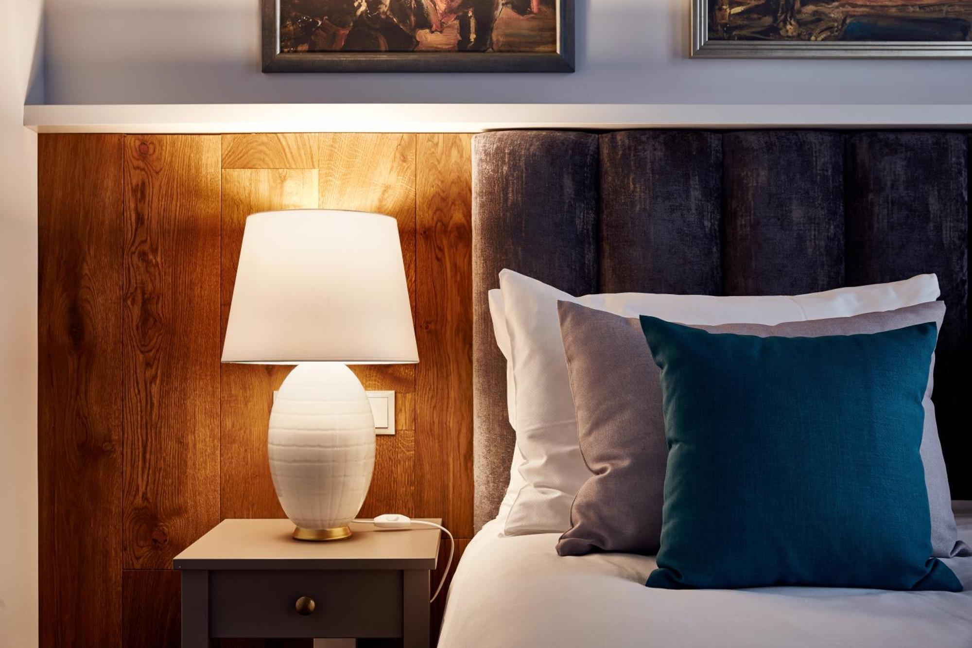 Premium King Room