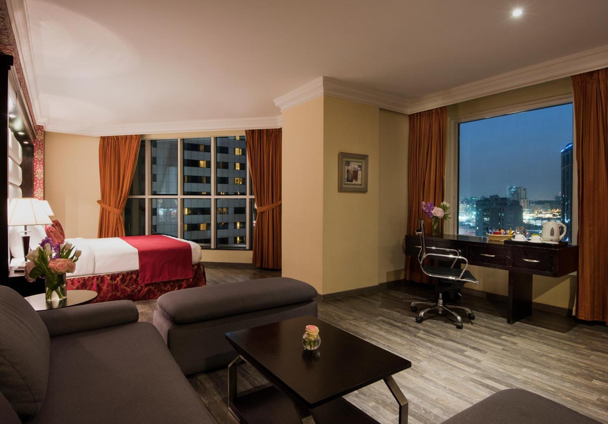Deluxe King Room