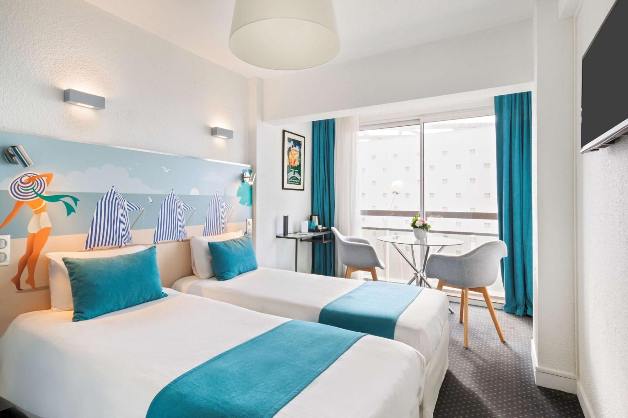 Comfort Double Room with lateral Sea View