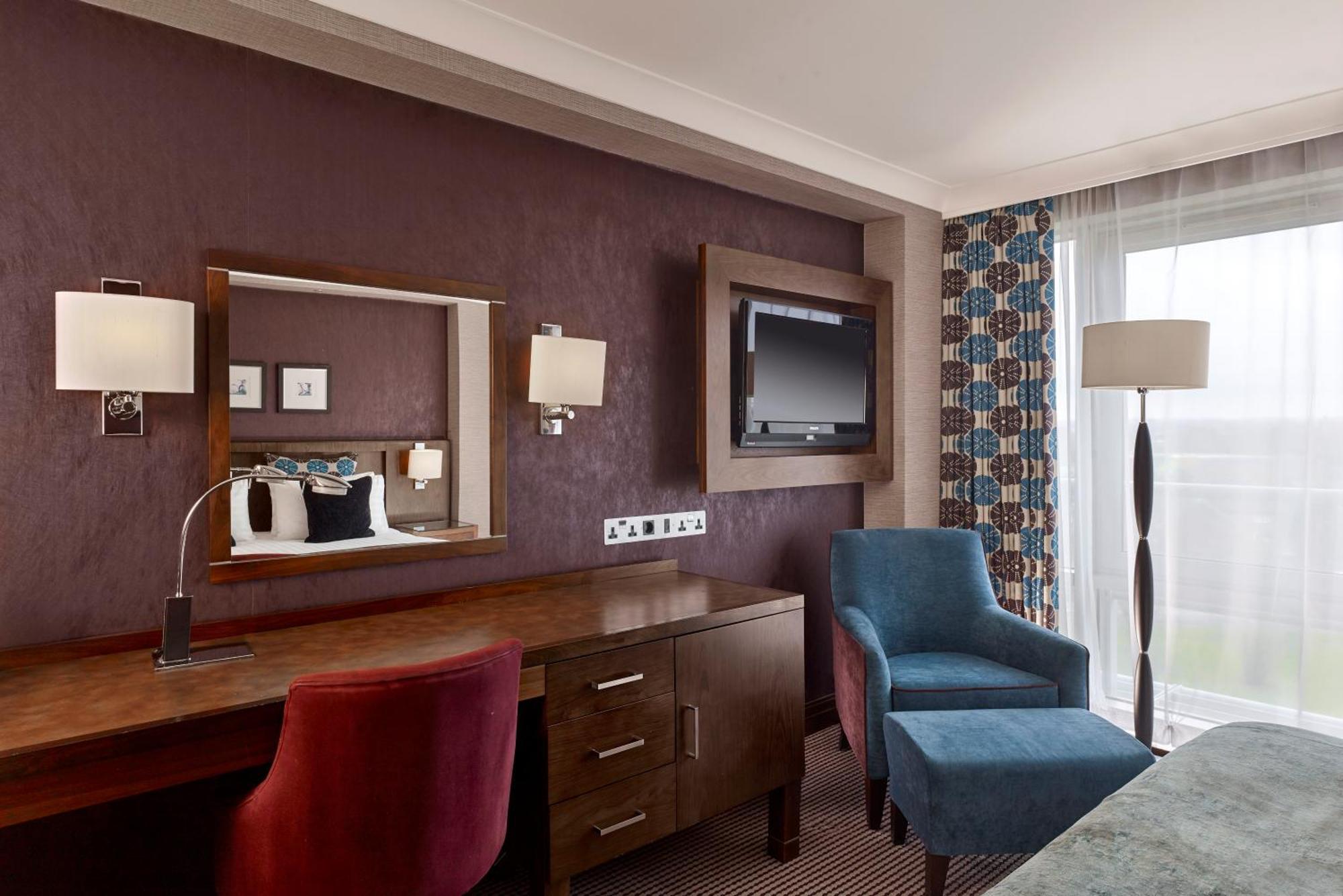 Chambre Lit King-Size Premium - Accès au Salon