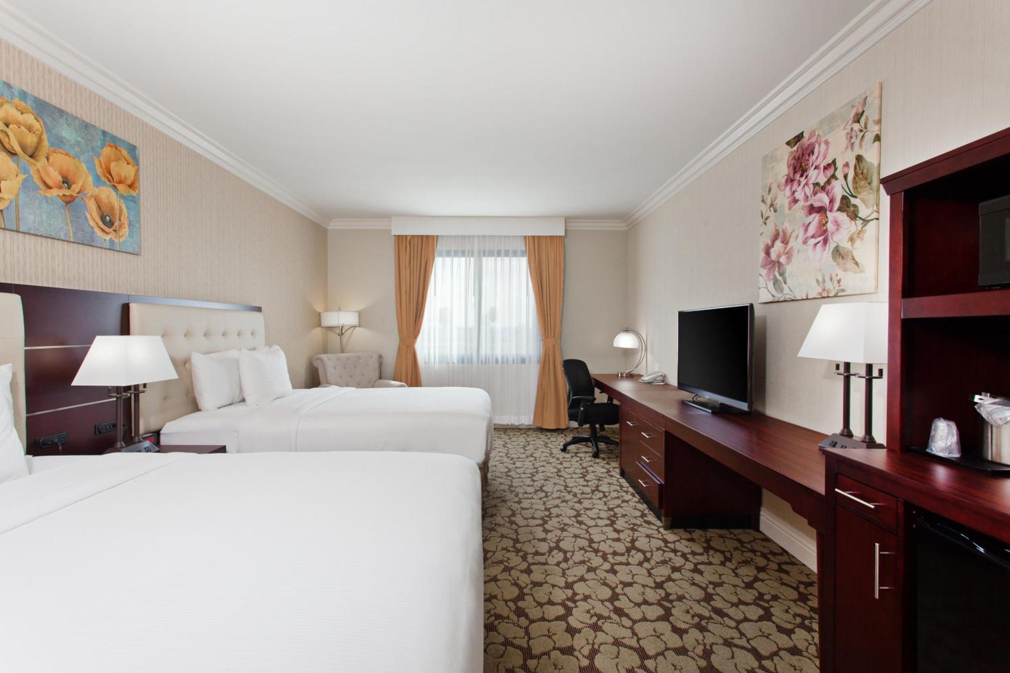 Standard Room with Two Queen Beds