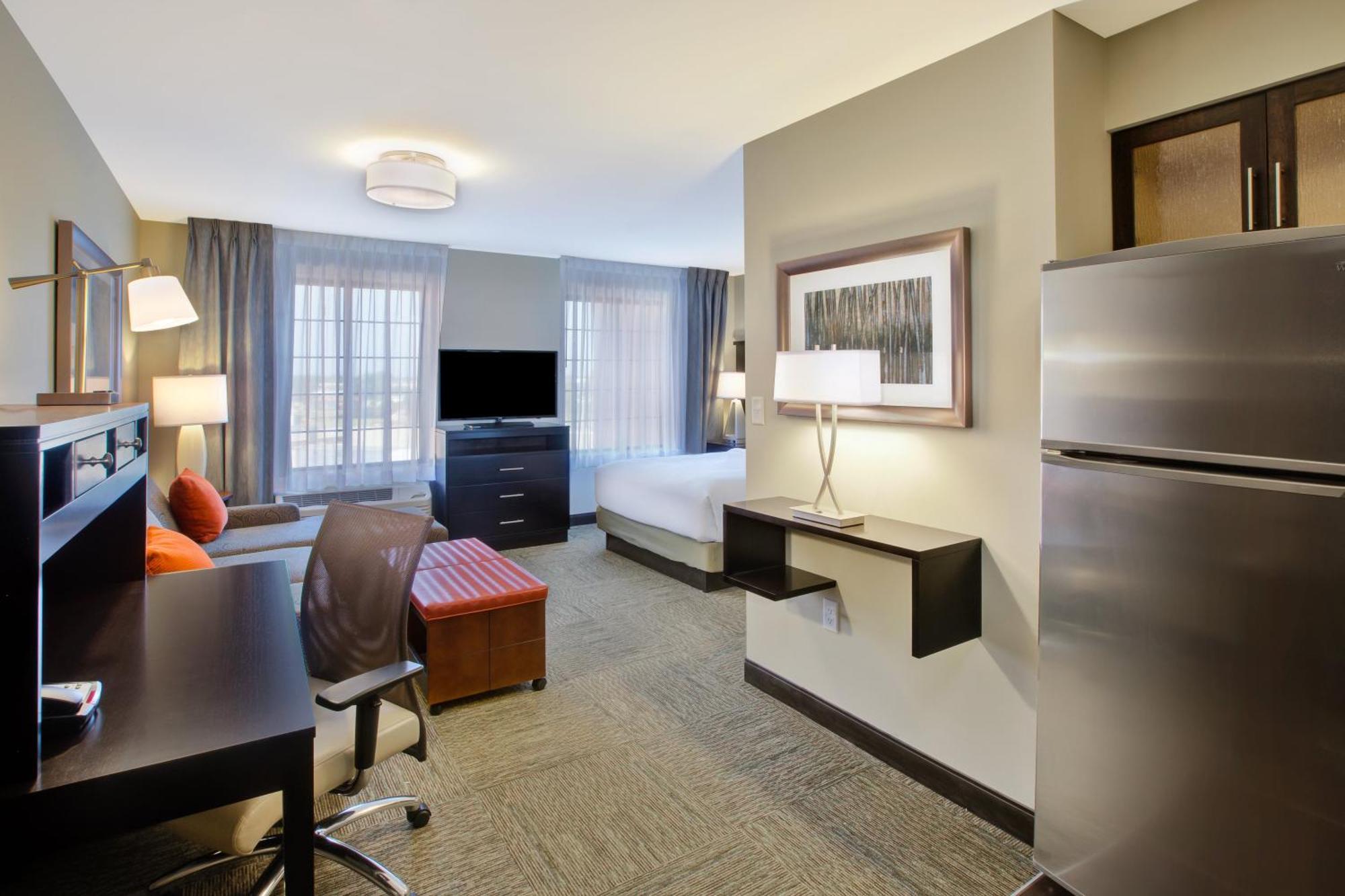 Queen Studio Suite