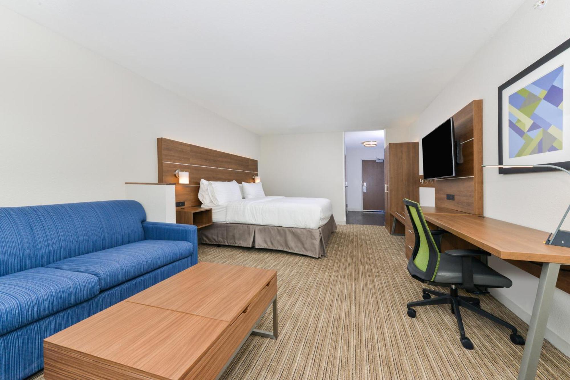 King Suite with Sofa Bed
