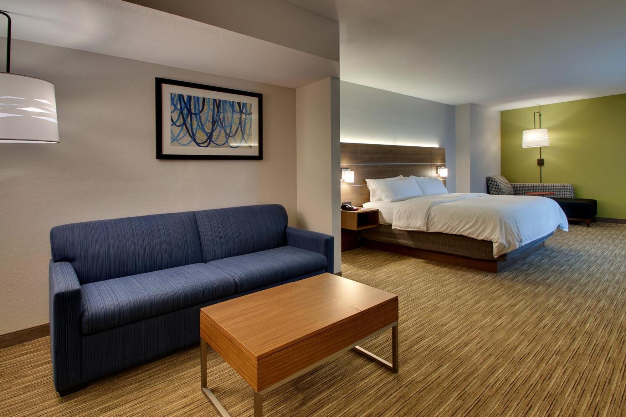 King Suite with Sofa Bed