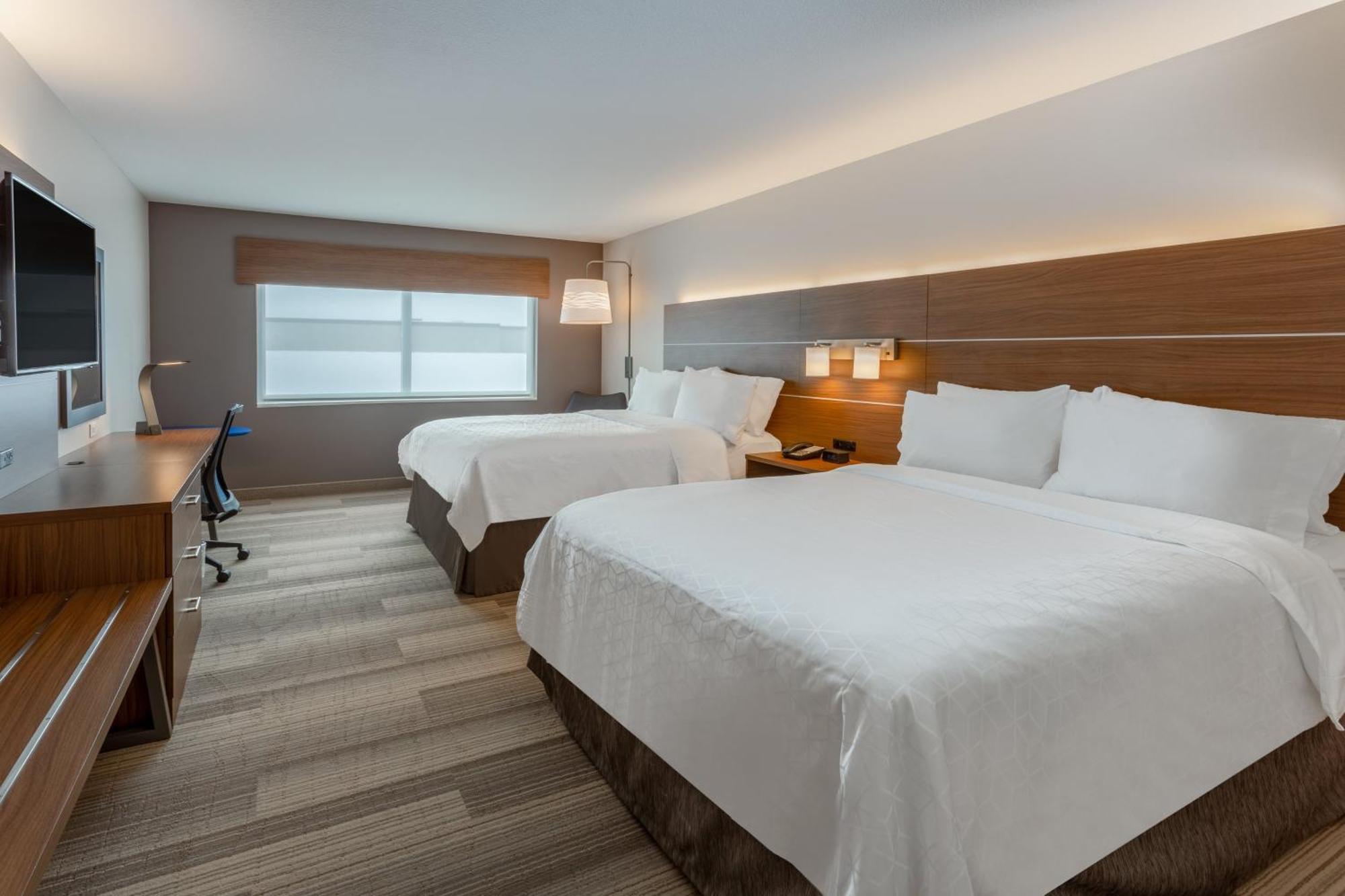 Standard Room with Two Queen Beds