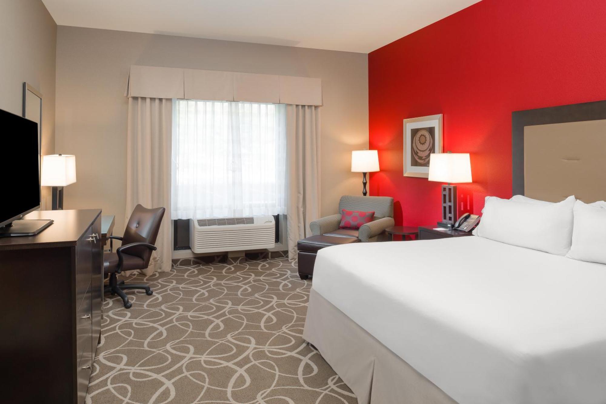 King Room - Mobility Access/Hearing Accessible