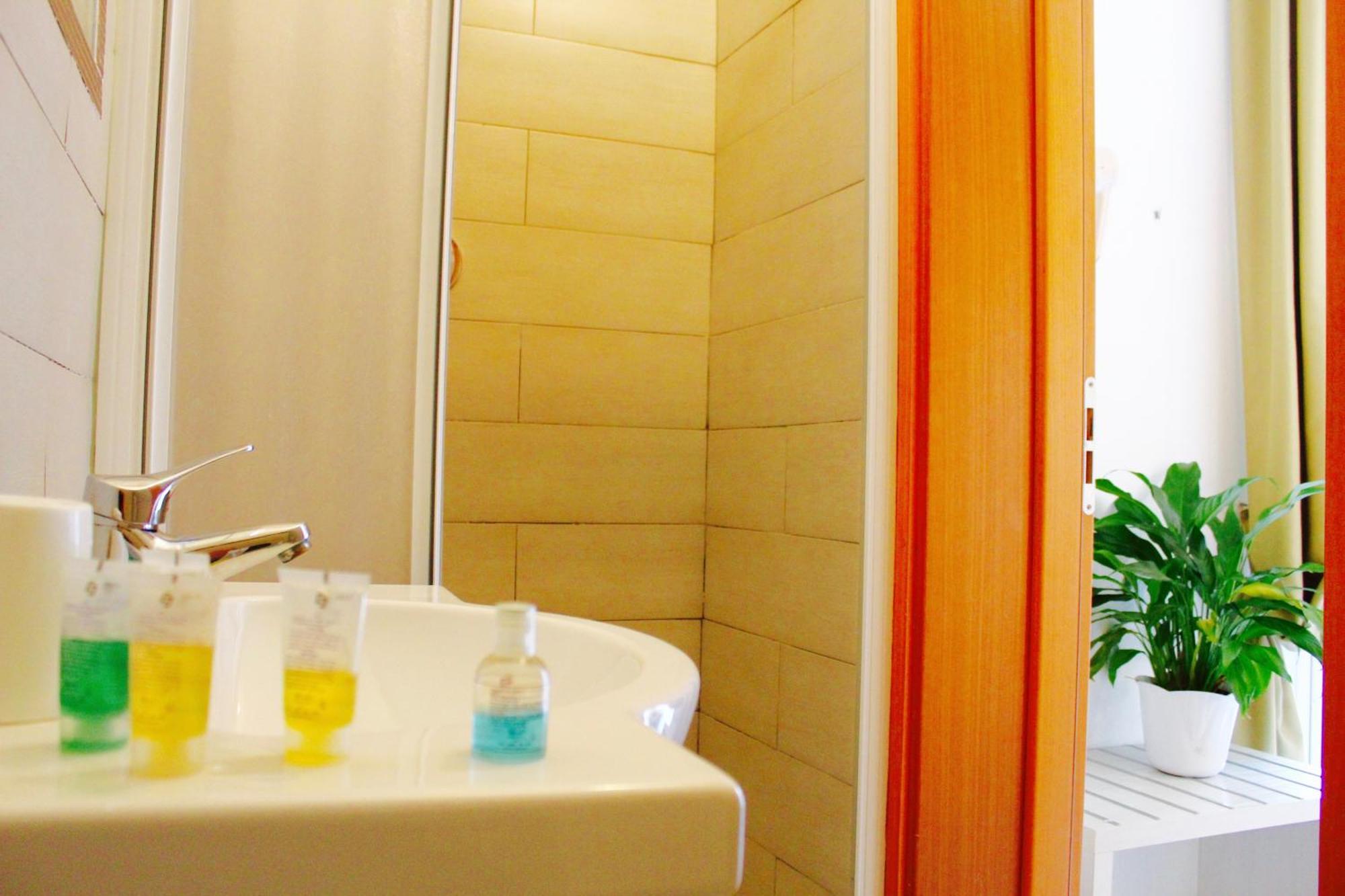 Comfort Quadruple Room