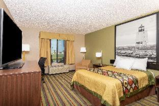 Queen Room - Non-Smoking