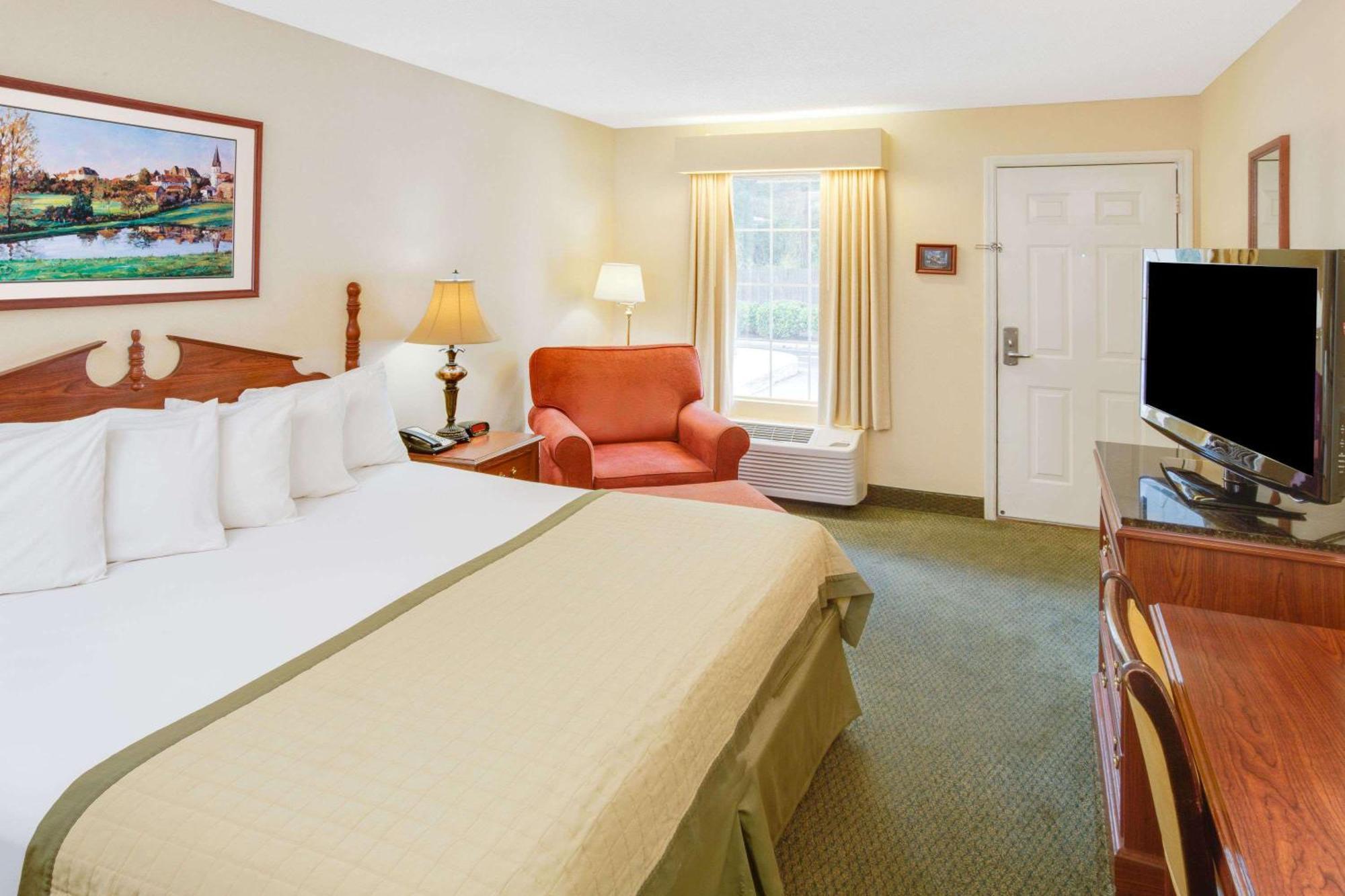 King Room - Disability Access/Non-Smoking