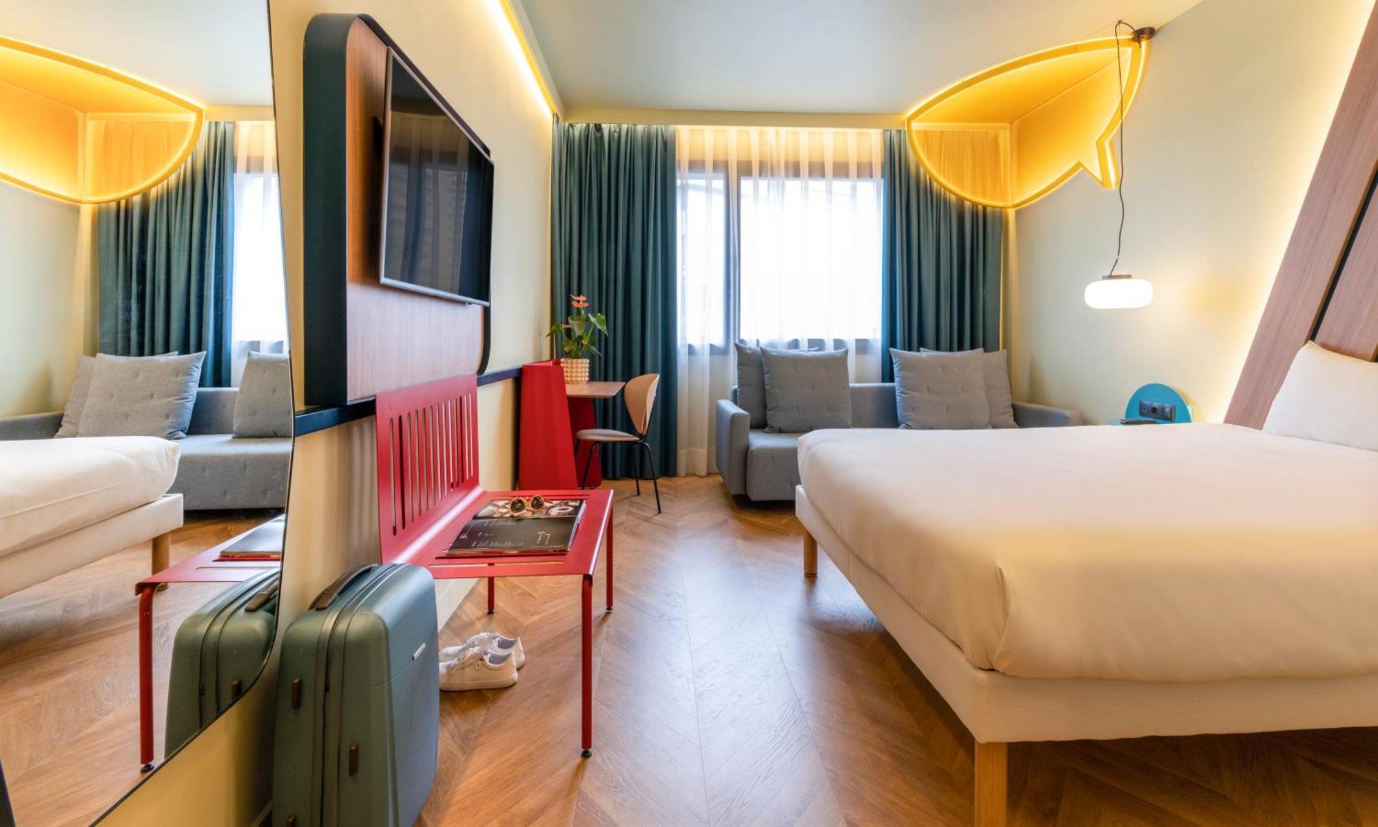 Superior Kamer met Queensize Bed en een Bank