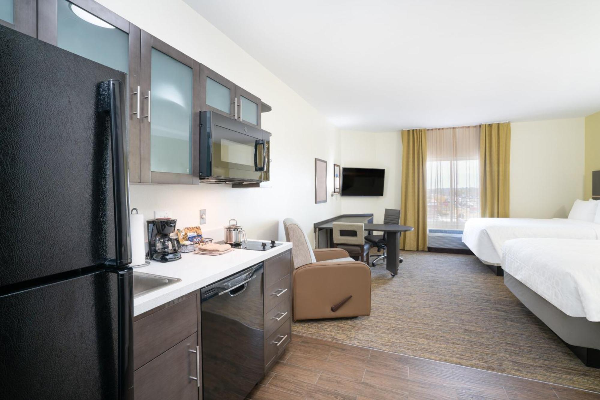 Studio Suite with Two Queen Beds