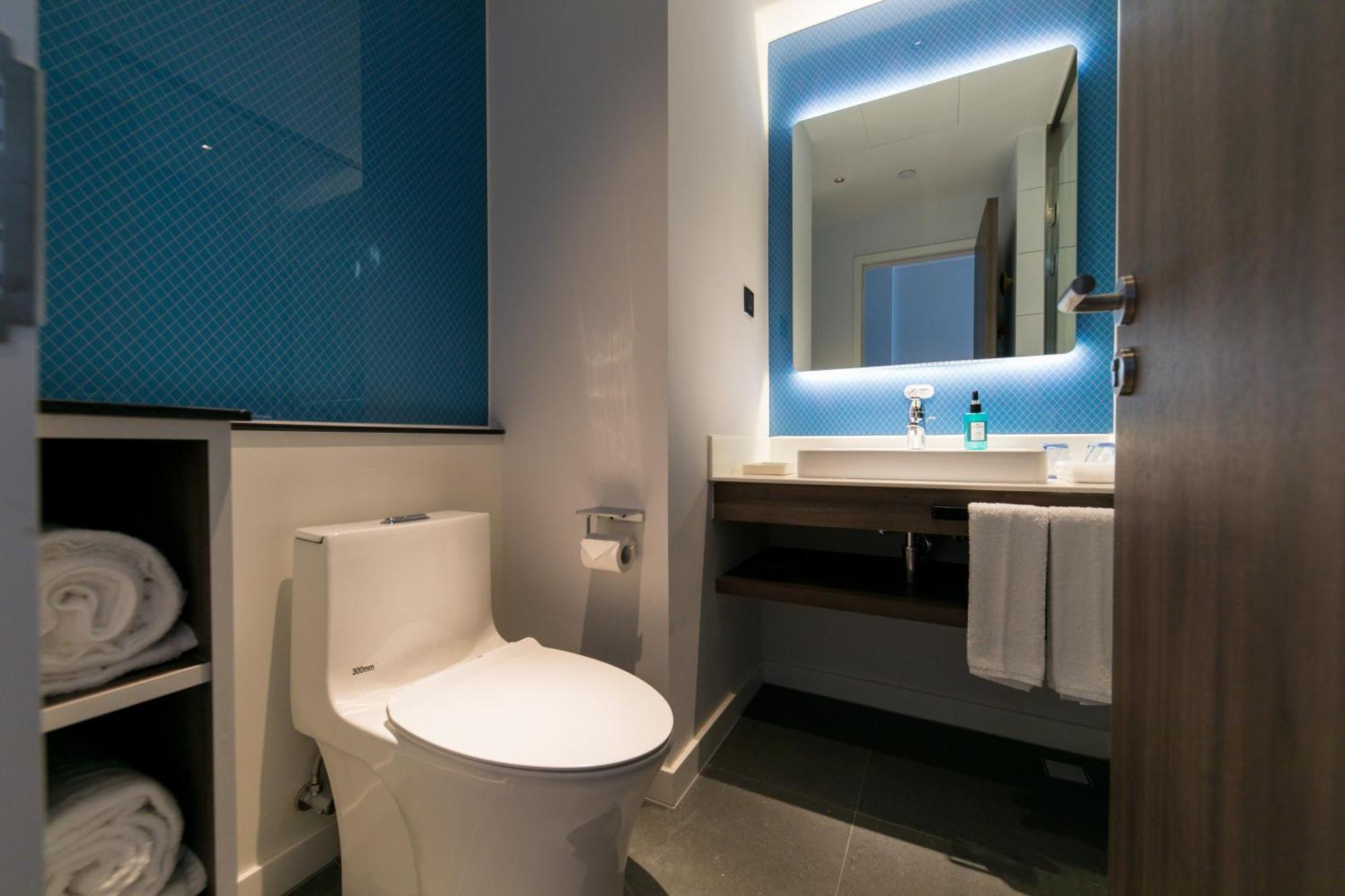 Standard Twin Room Extra Floor Space