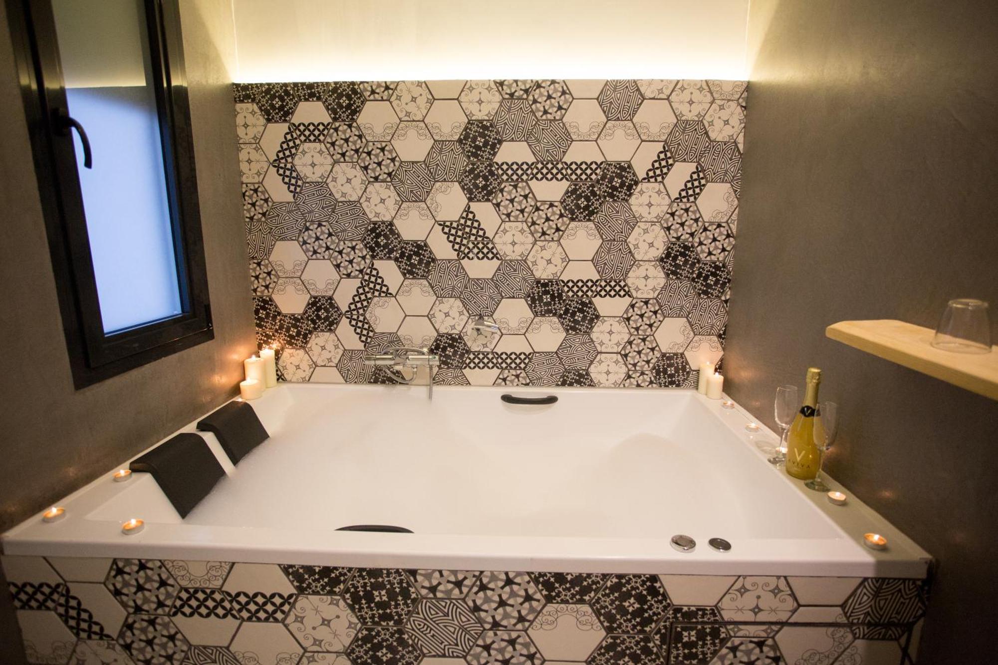 Superior Apartment jacuzzi