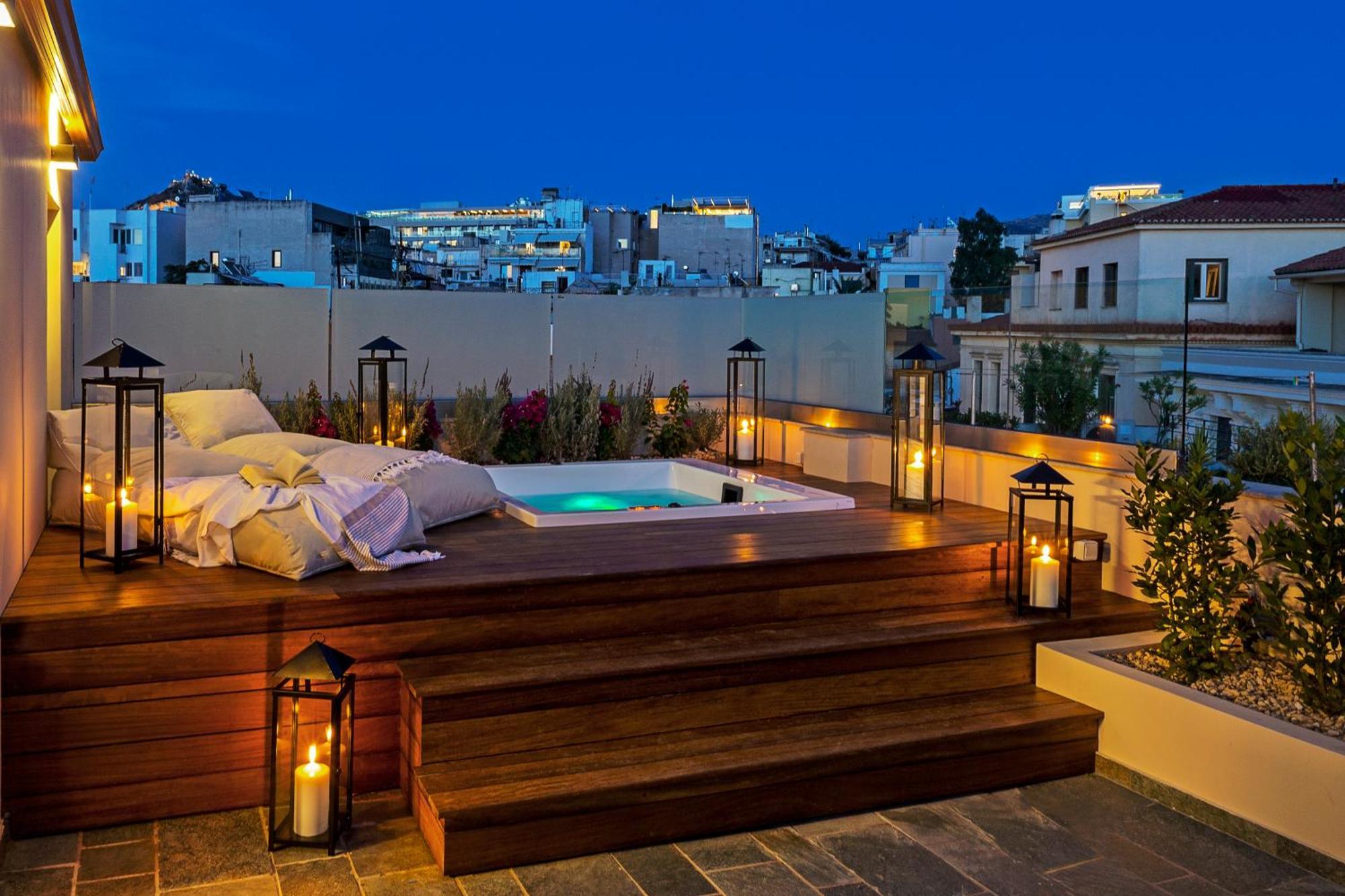 Iconic Suite with Acropolis View & Private Hot Tub