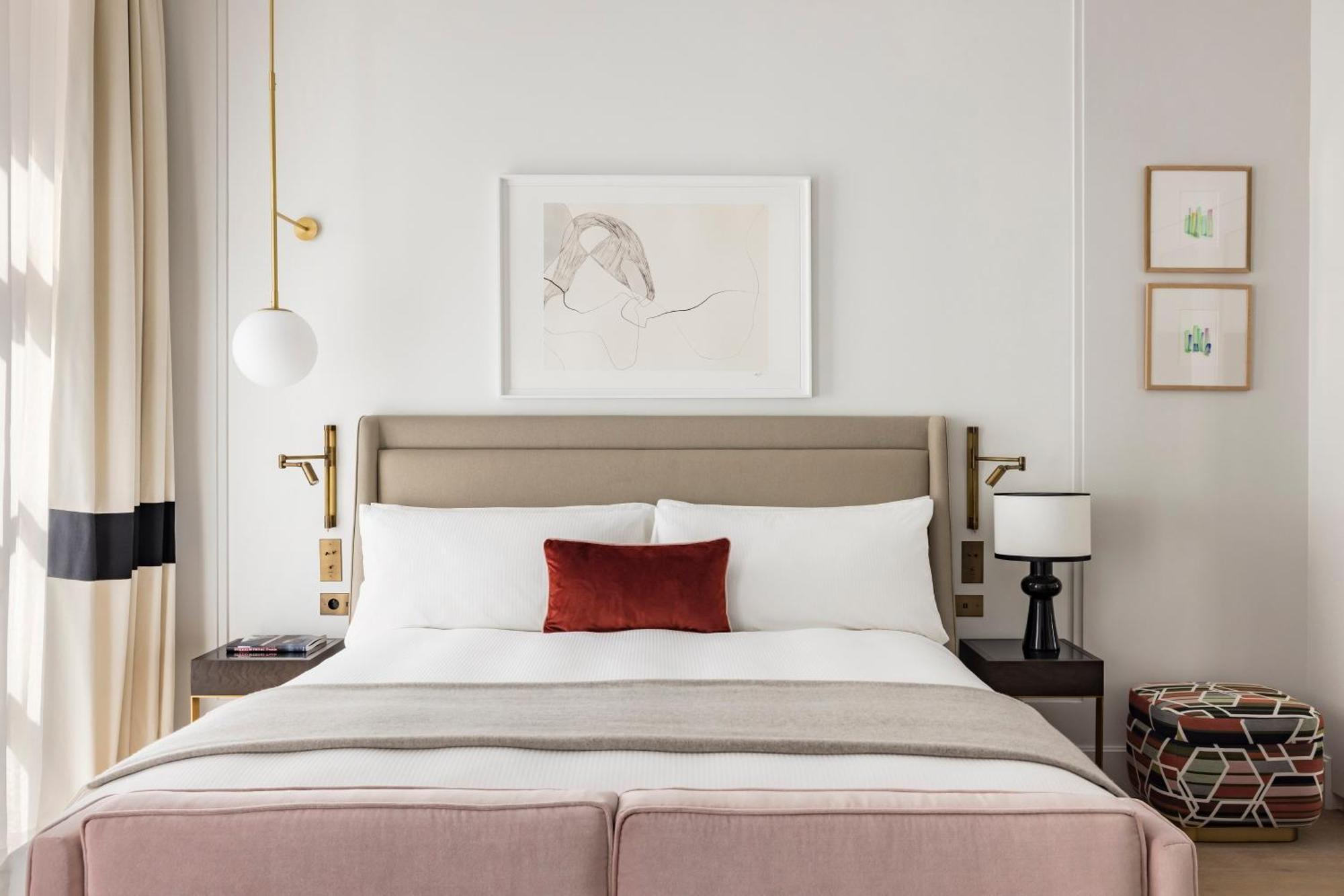 Premium King Room