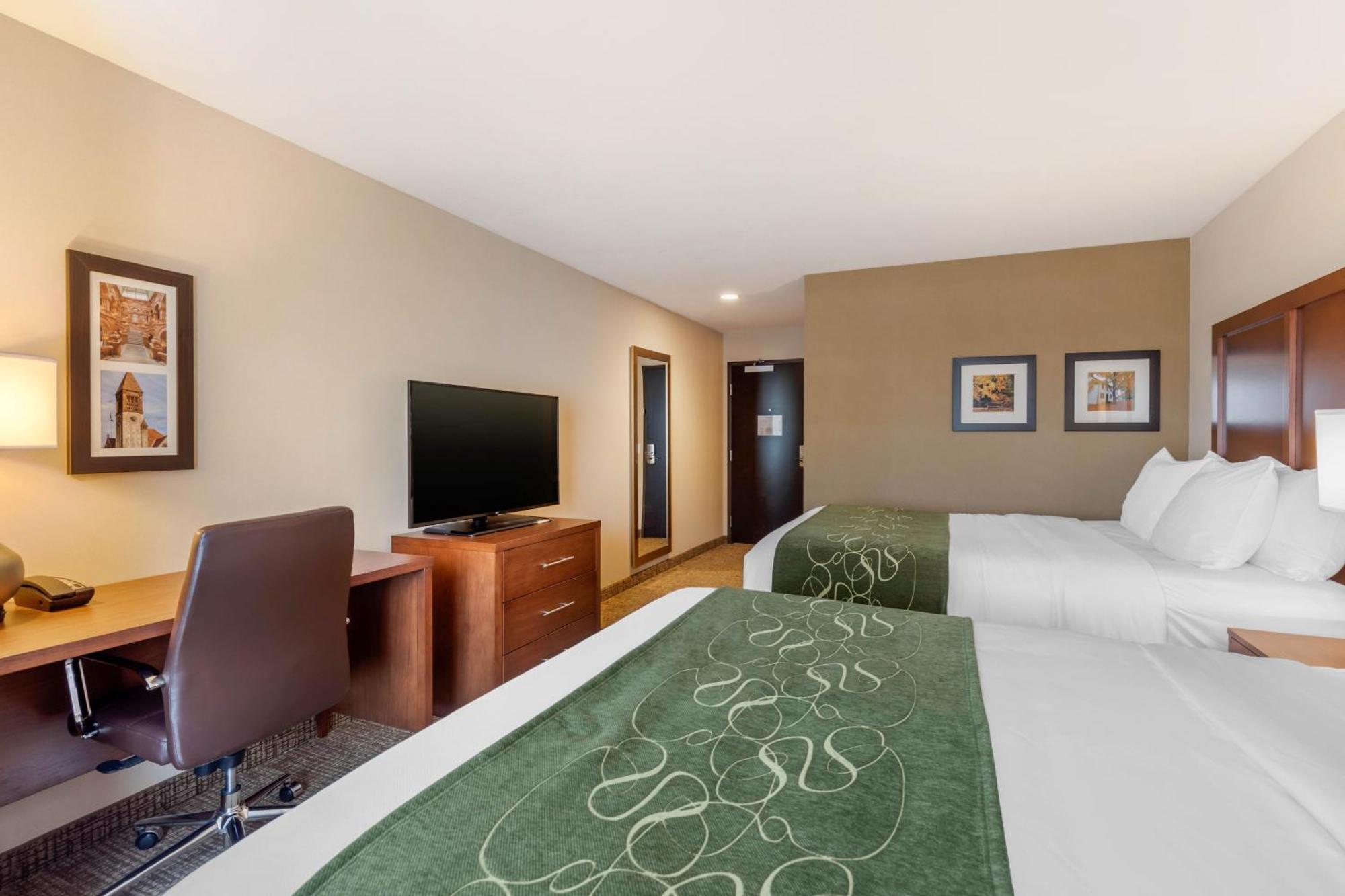 Queen Room with Two Queen Beds - Accessible/Non-Smoking