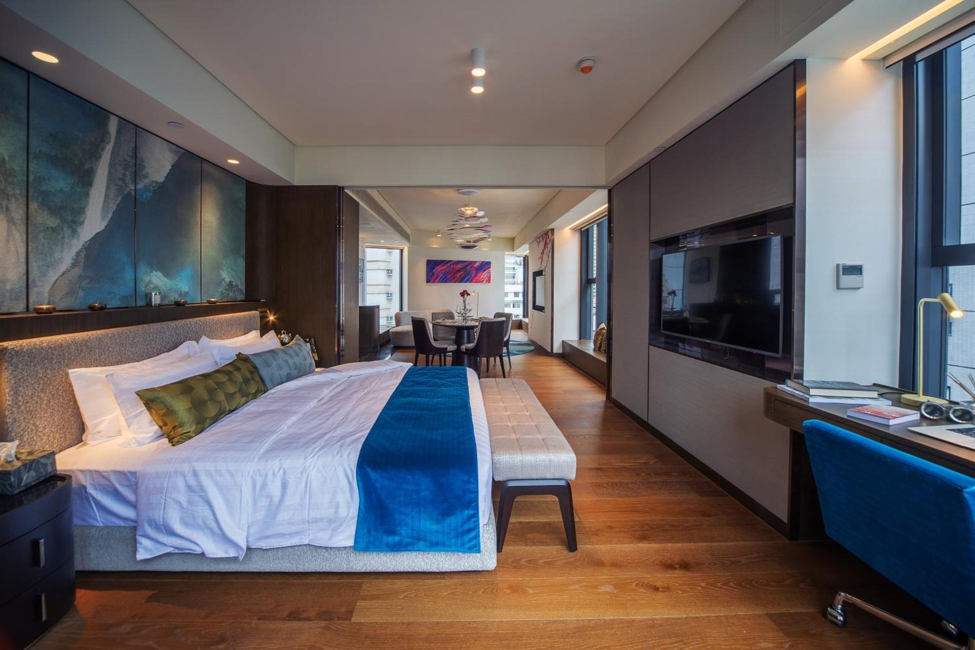Grand Executive Suite