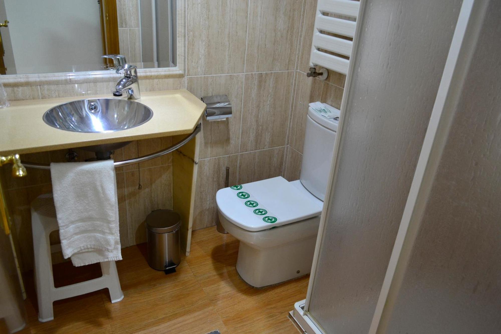 Economy Double Room