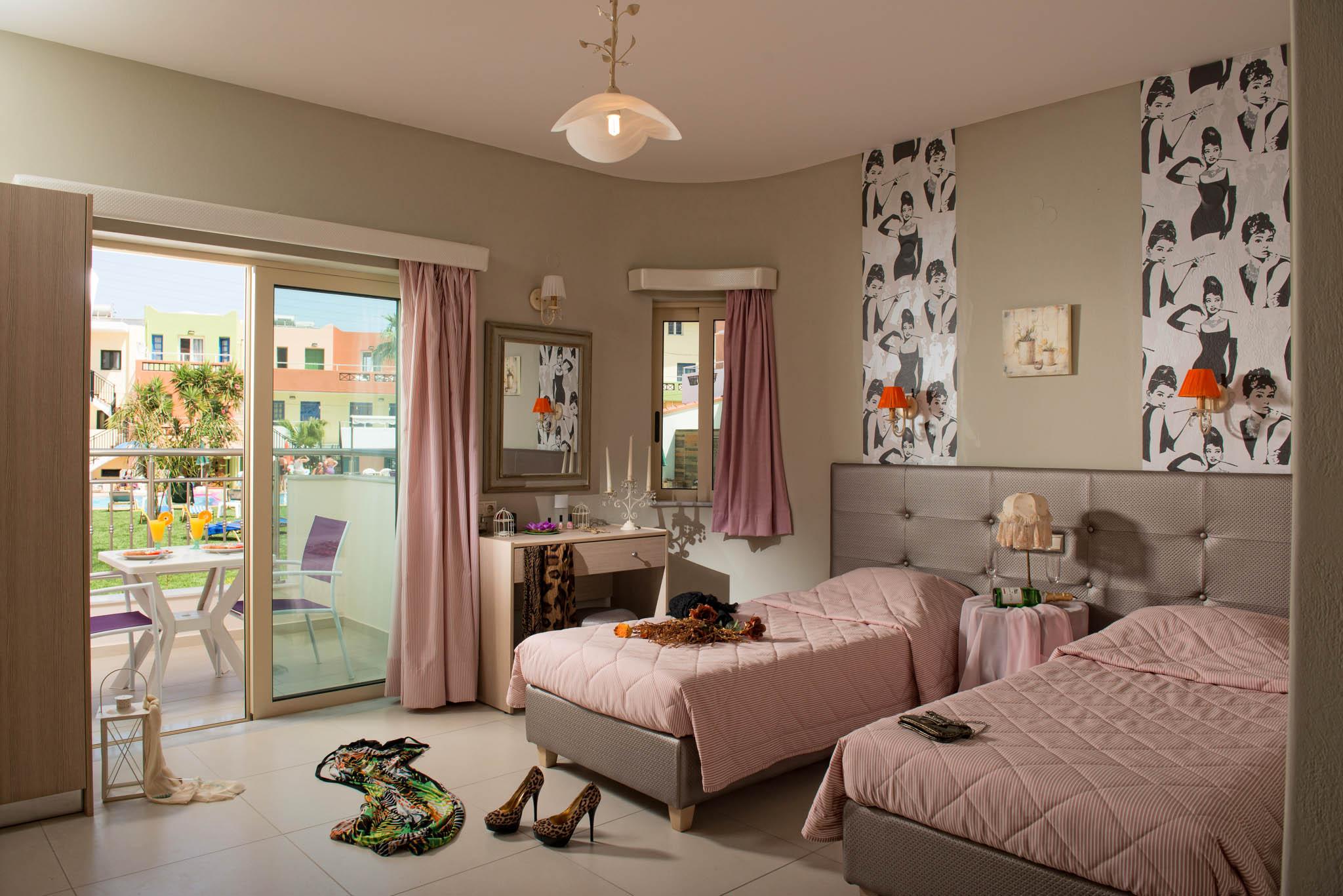 Superior One-Bedroom Quintuple Apartment