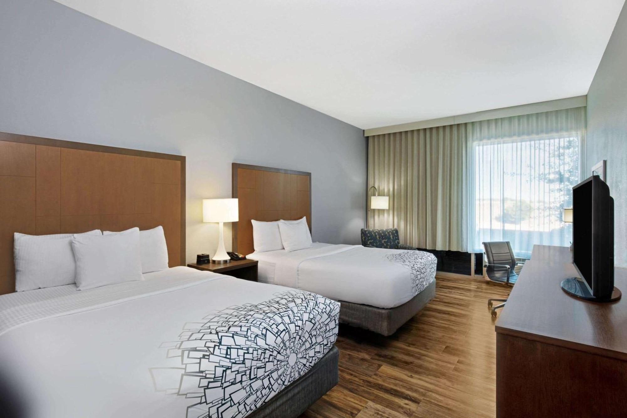 Queen Room with Two Queen Beds - Disability Access
