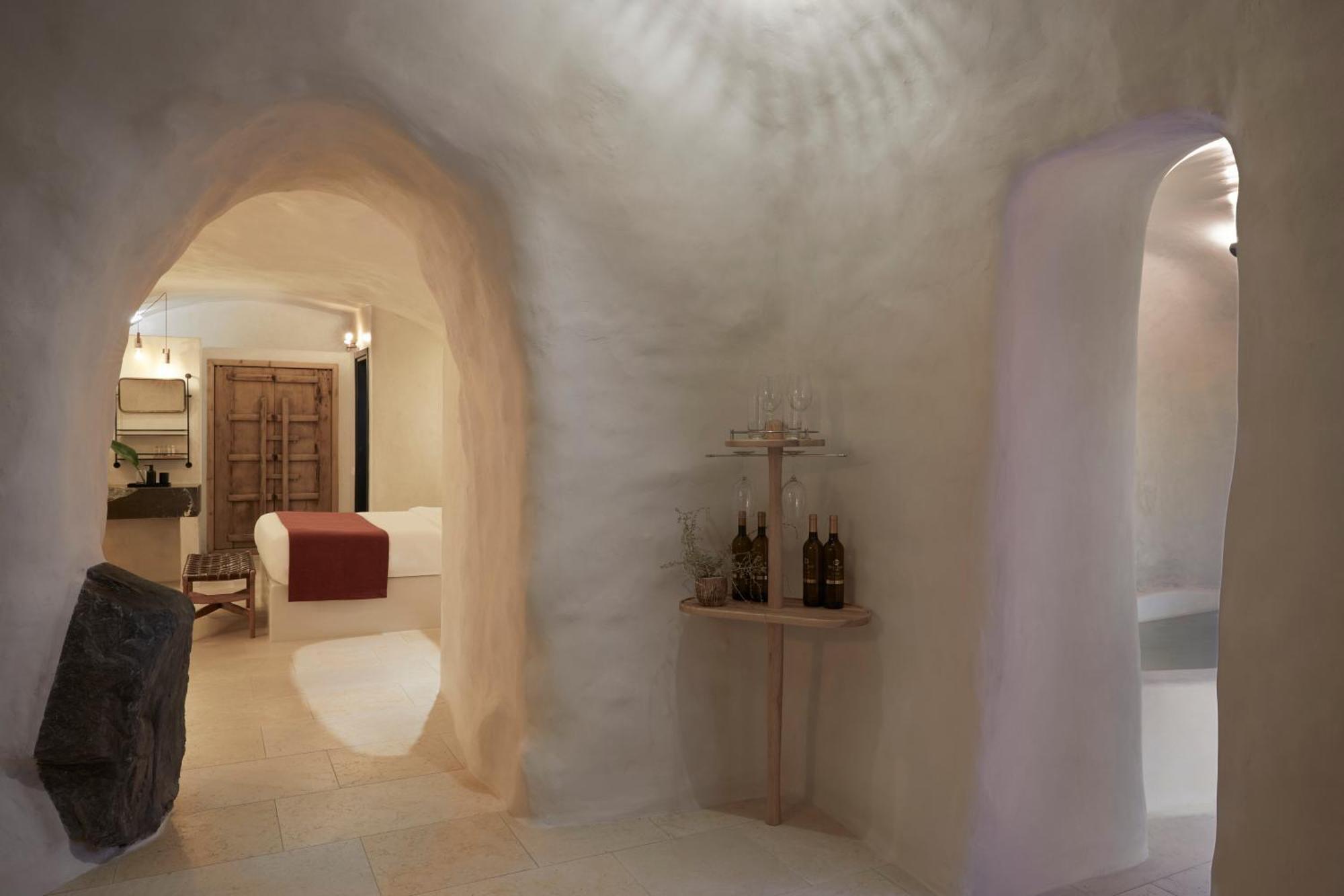 Junior Suite Athiri mit eigenem beheiztem Tauchbecken