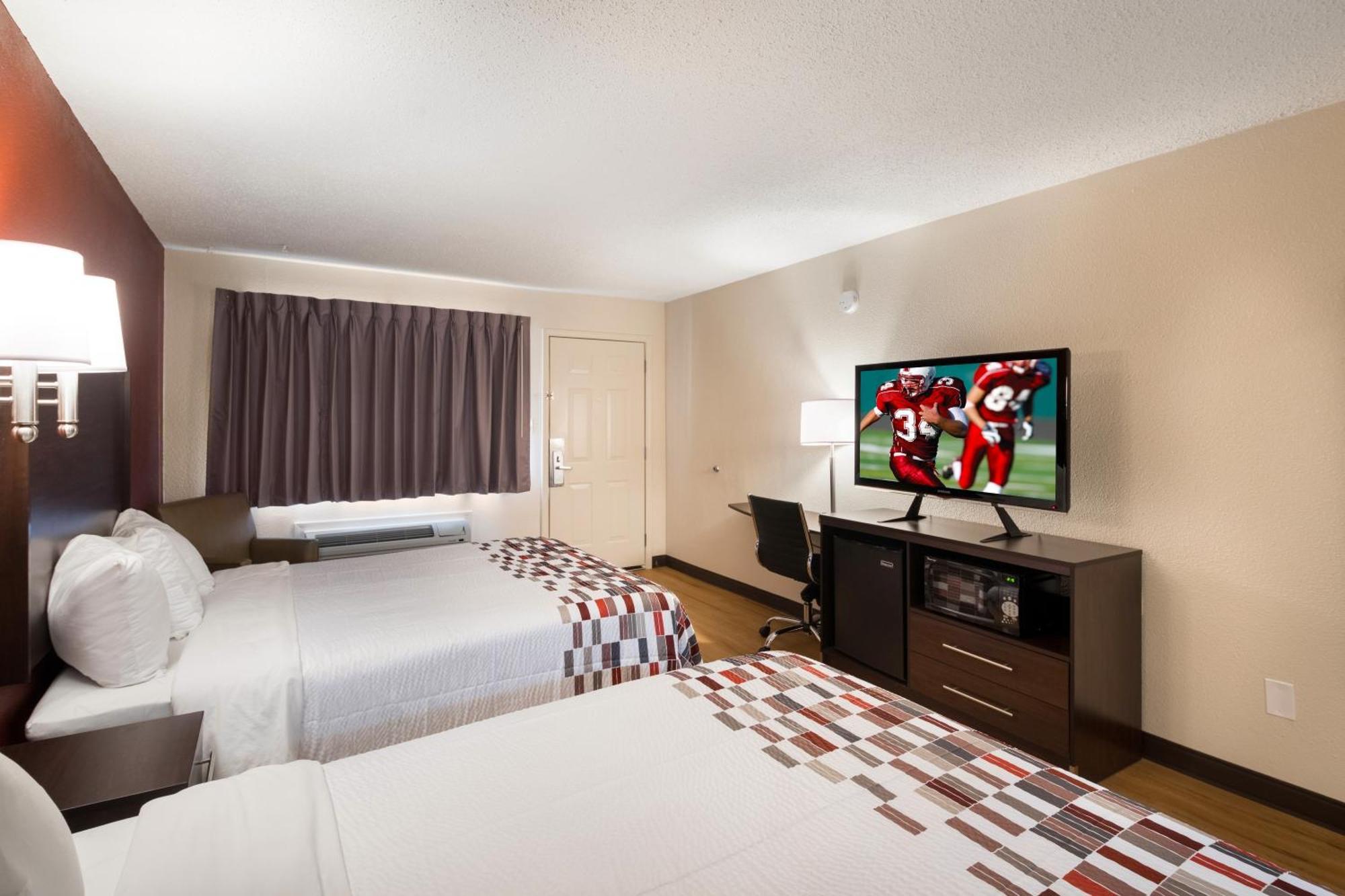 Deluxe Queen Room Two Queen Beds Disability Access or Non-Smoking