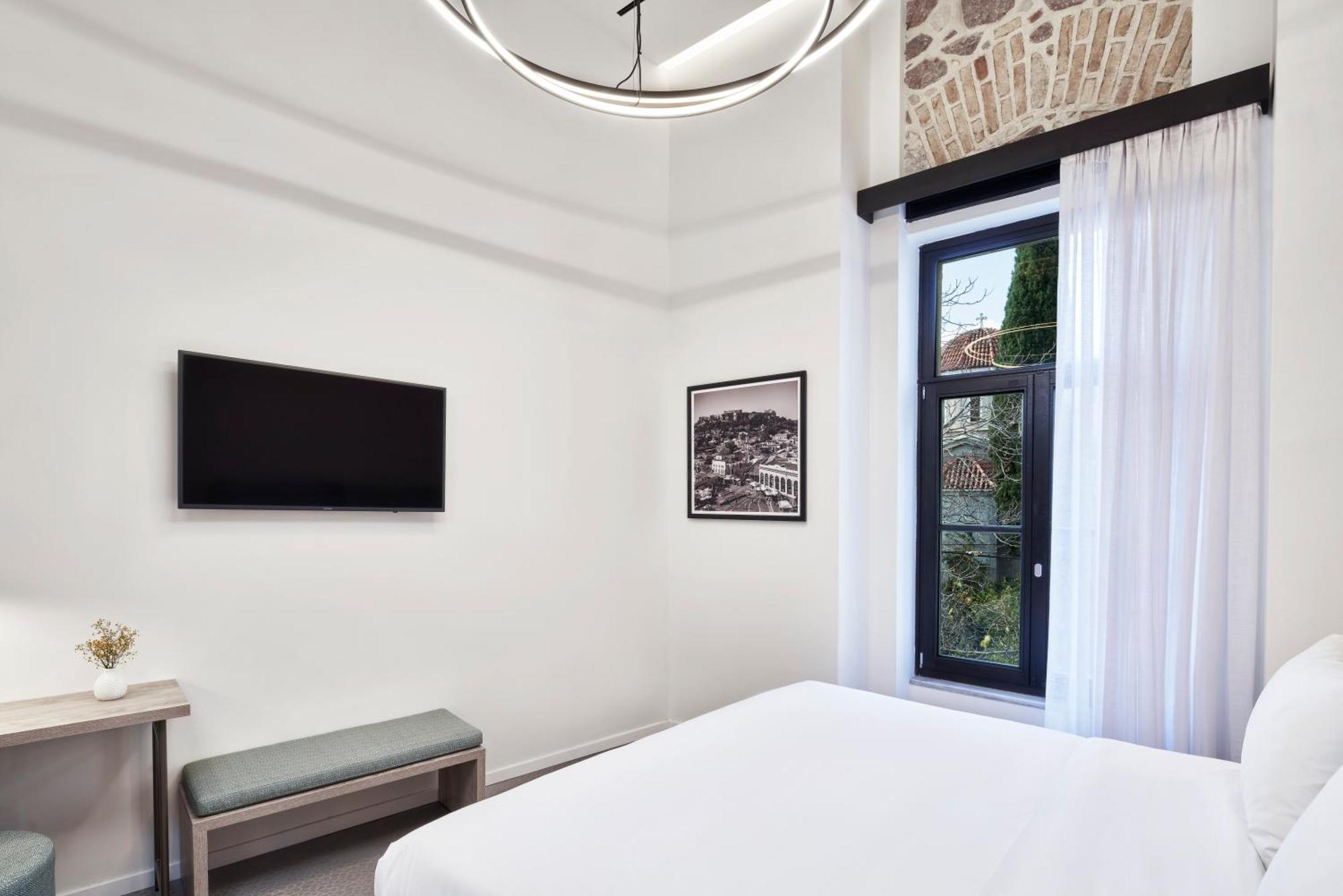 Deluxe Family Suite