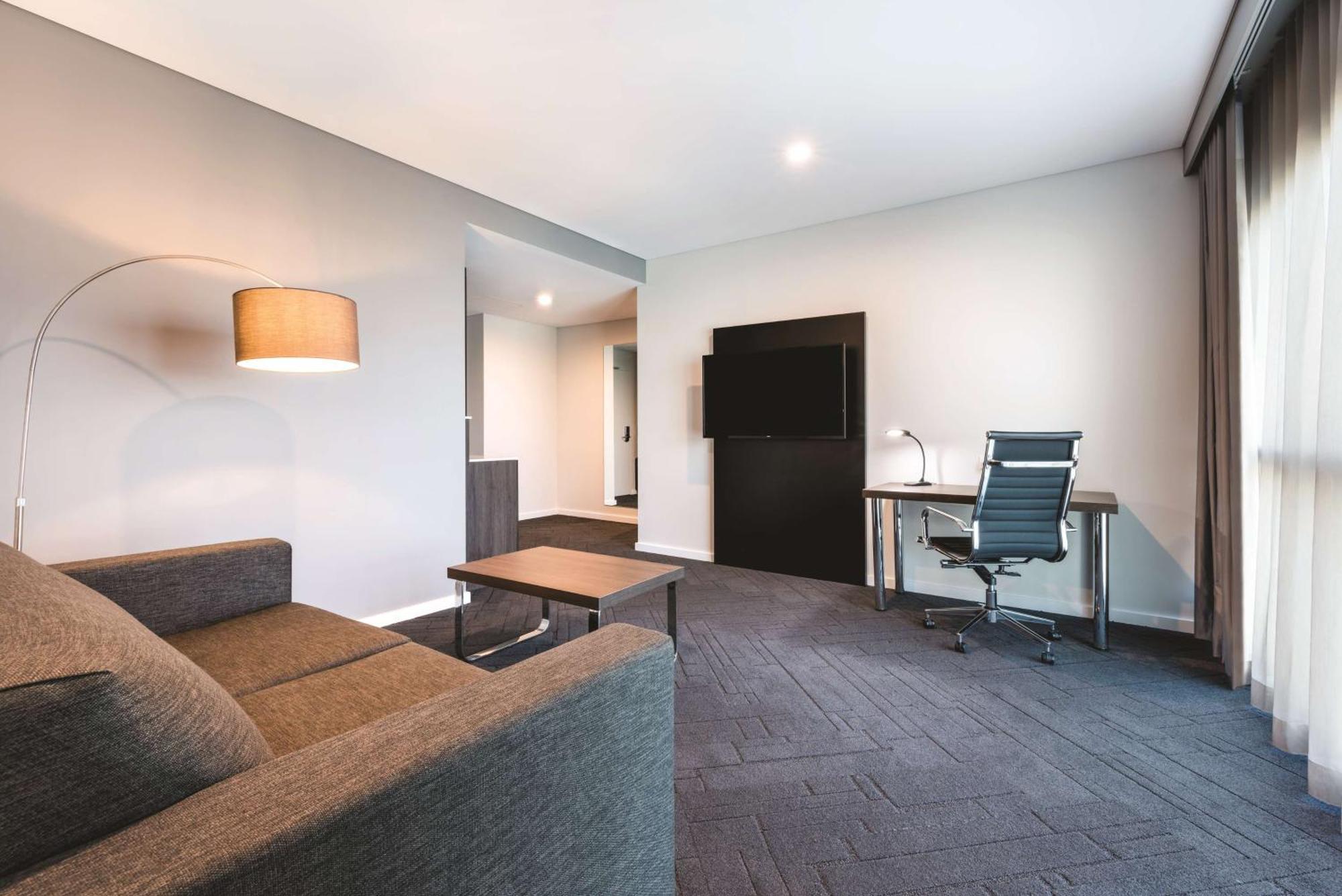 Premier Suite City View