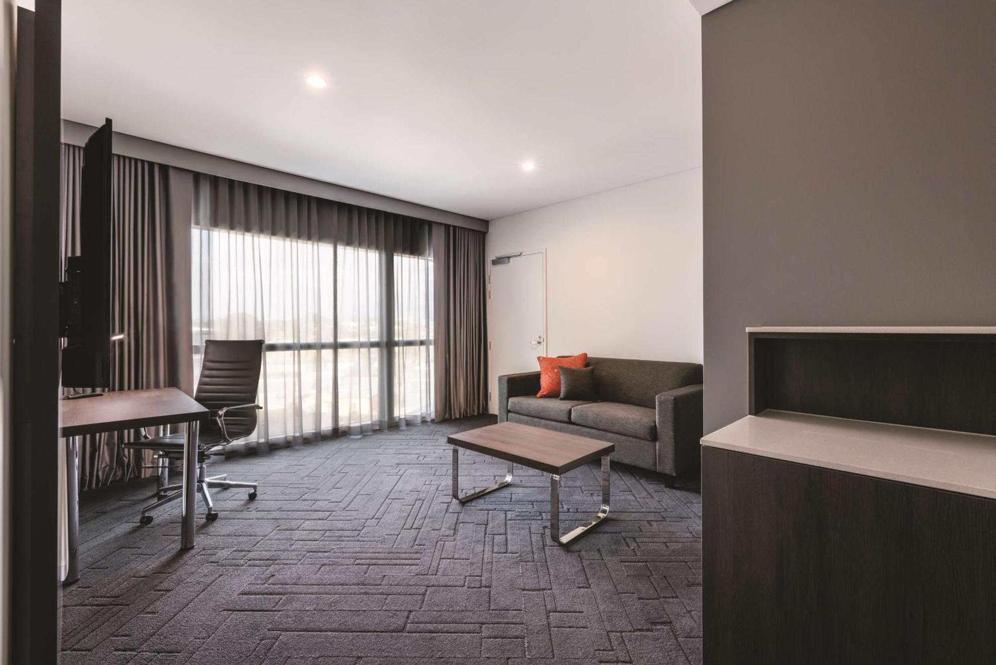 Premier Suite City View