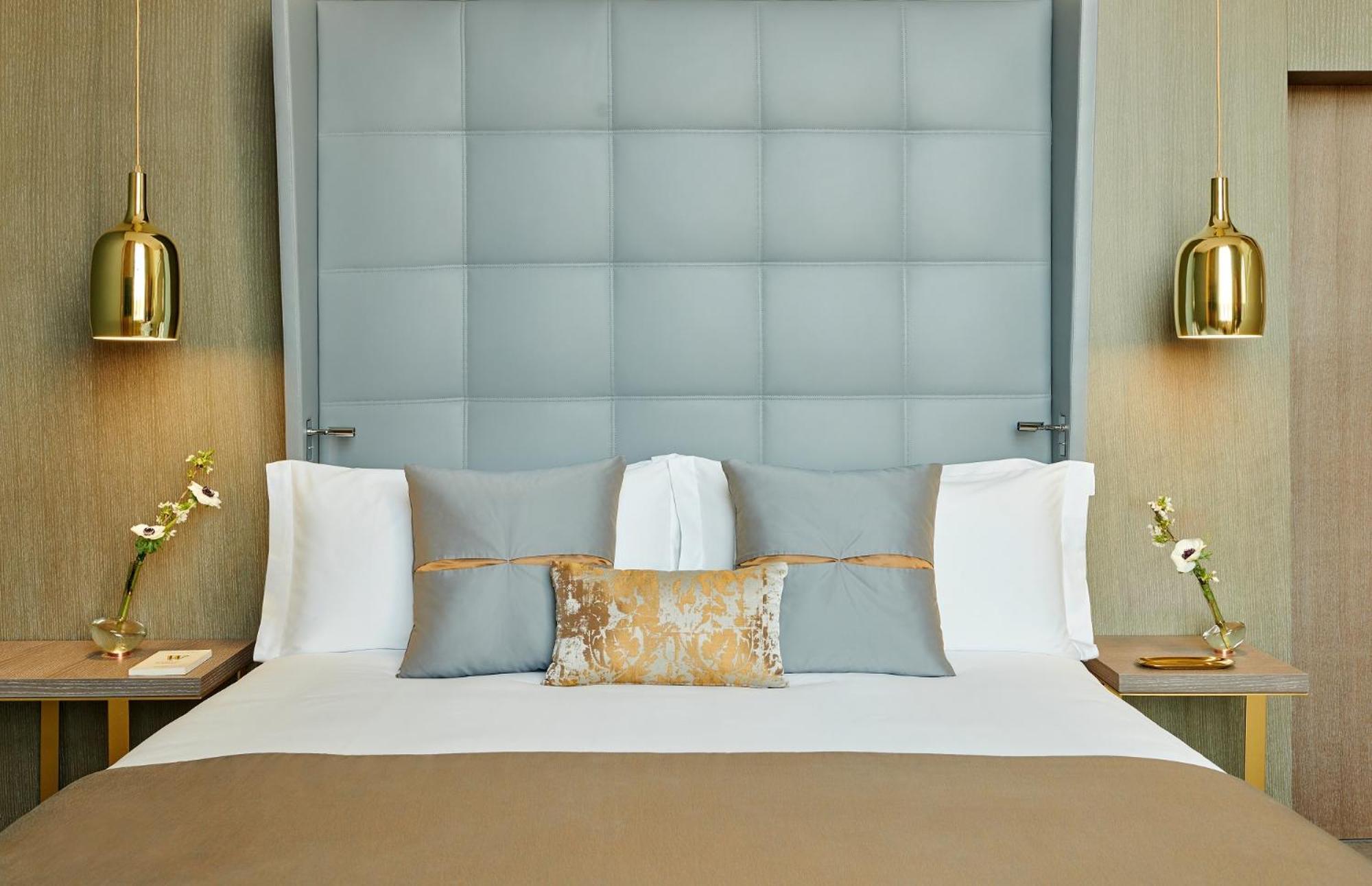 One-Bedroom Suite with Sofa Bed,1334165018:JPEG