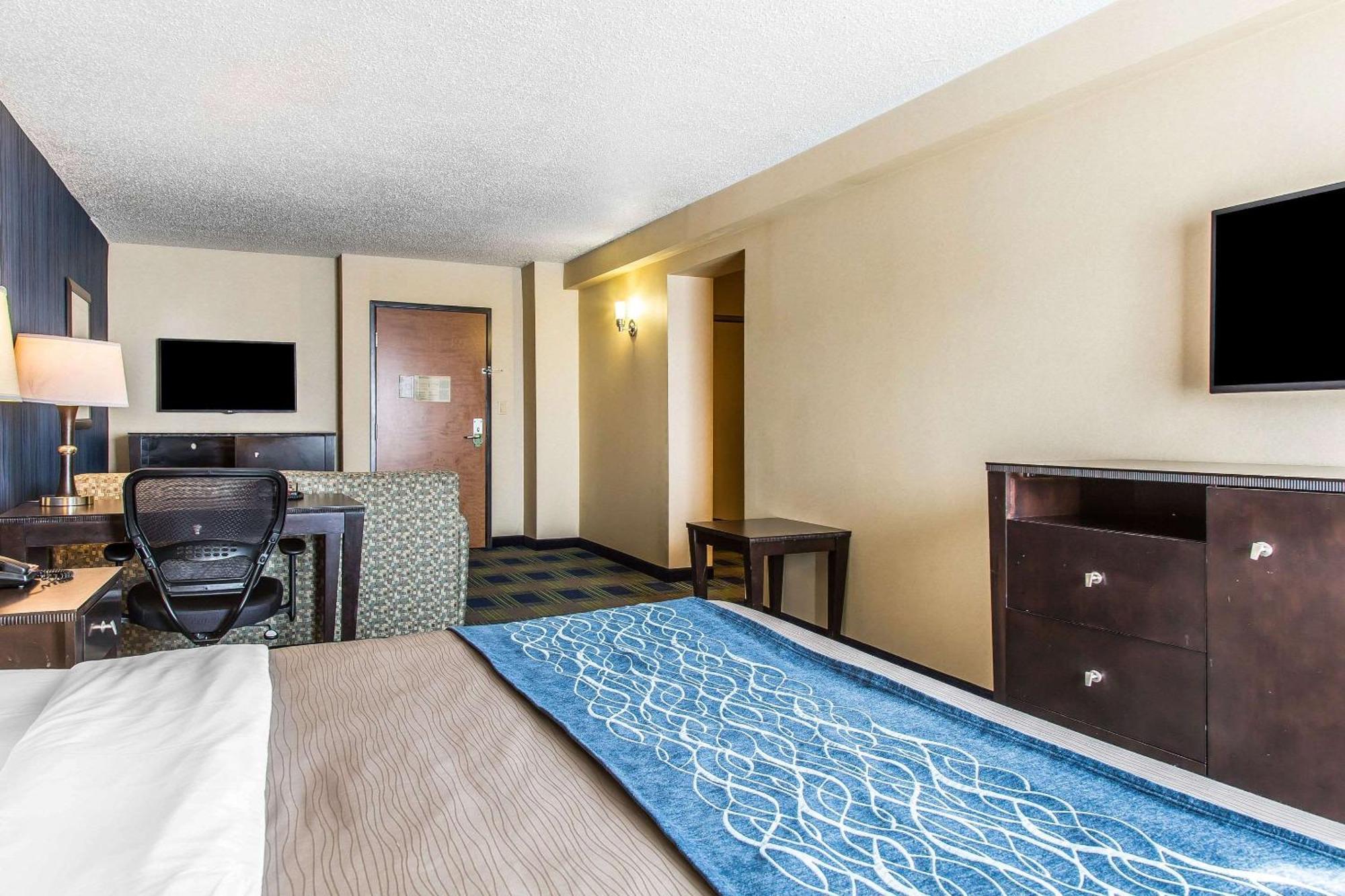 Business King Room