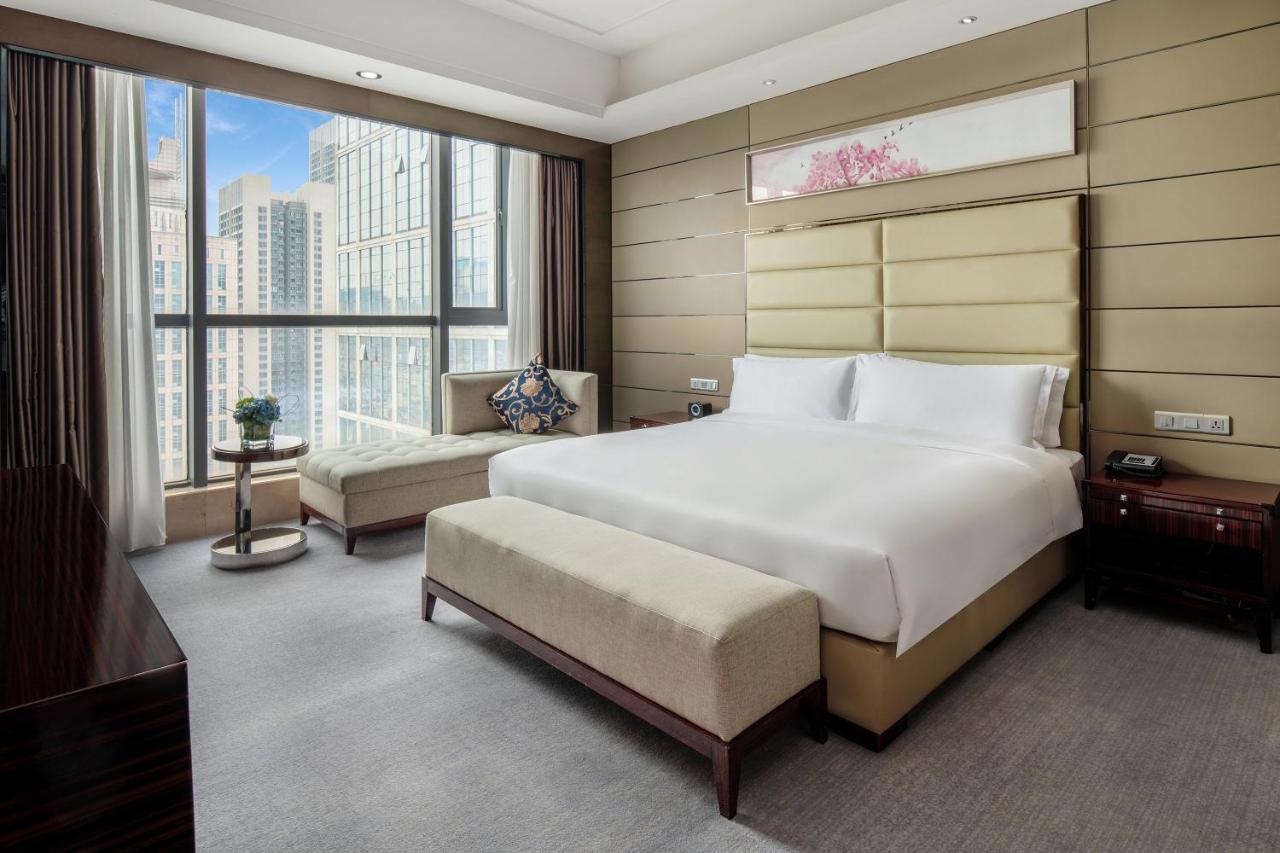 One-Bedroom King Suite - Non-Smoking