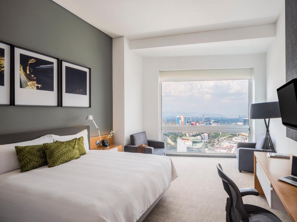 Studio King Suite with View