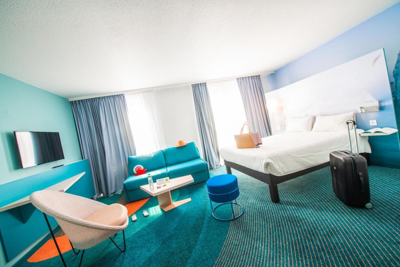 Standard Familiensuite mit 1 Doppelbett und Sofa