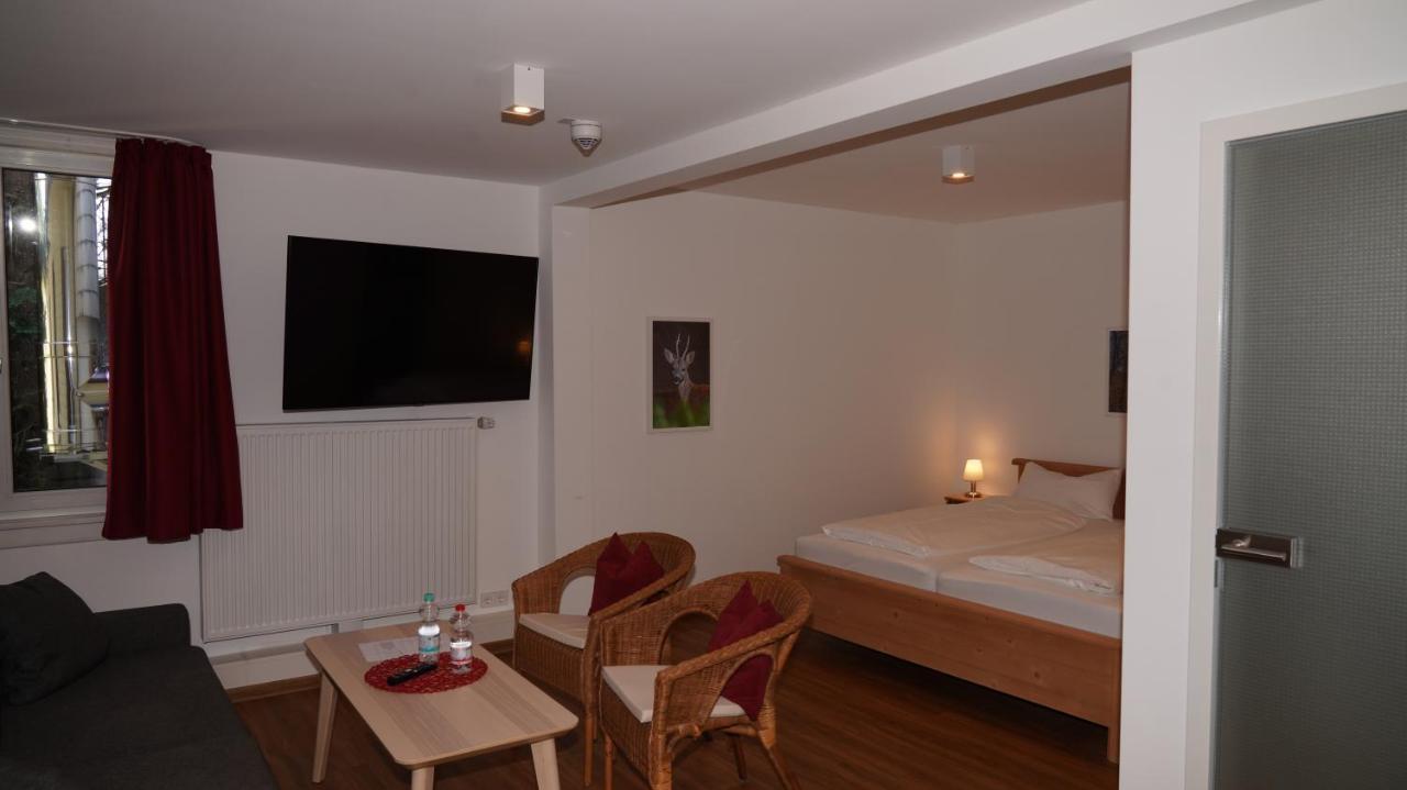 Großes Doppelzimmer
