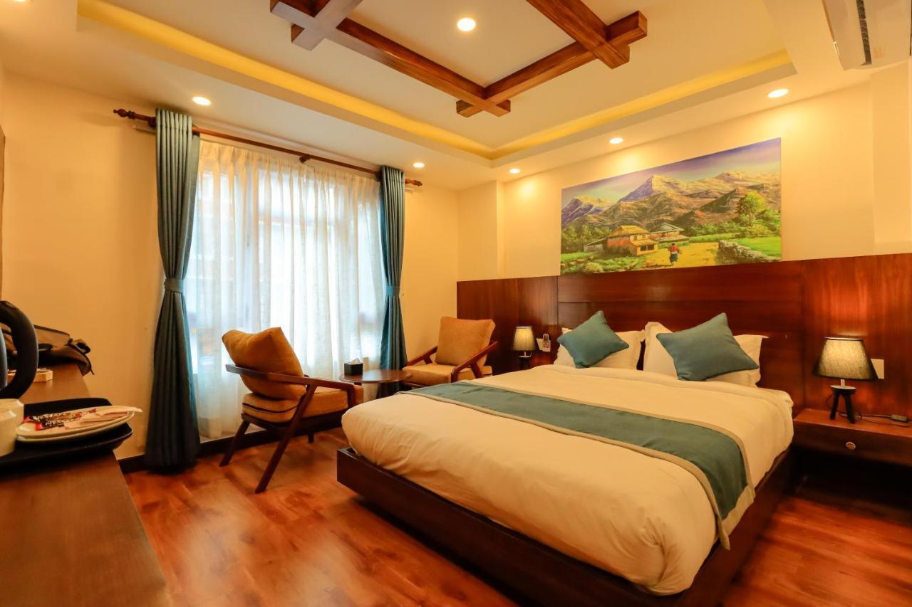 Deluxe Single Room - 10% off on Food & Beverage, 15% off on Laundry, Early check-in & Late check-out by 2 hours
